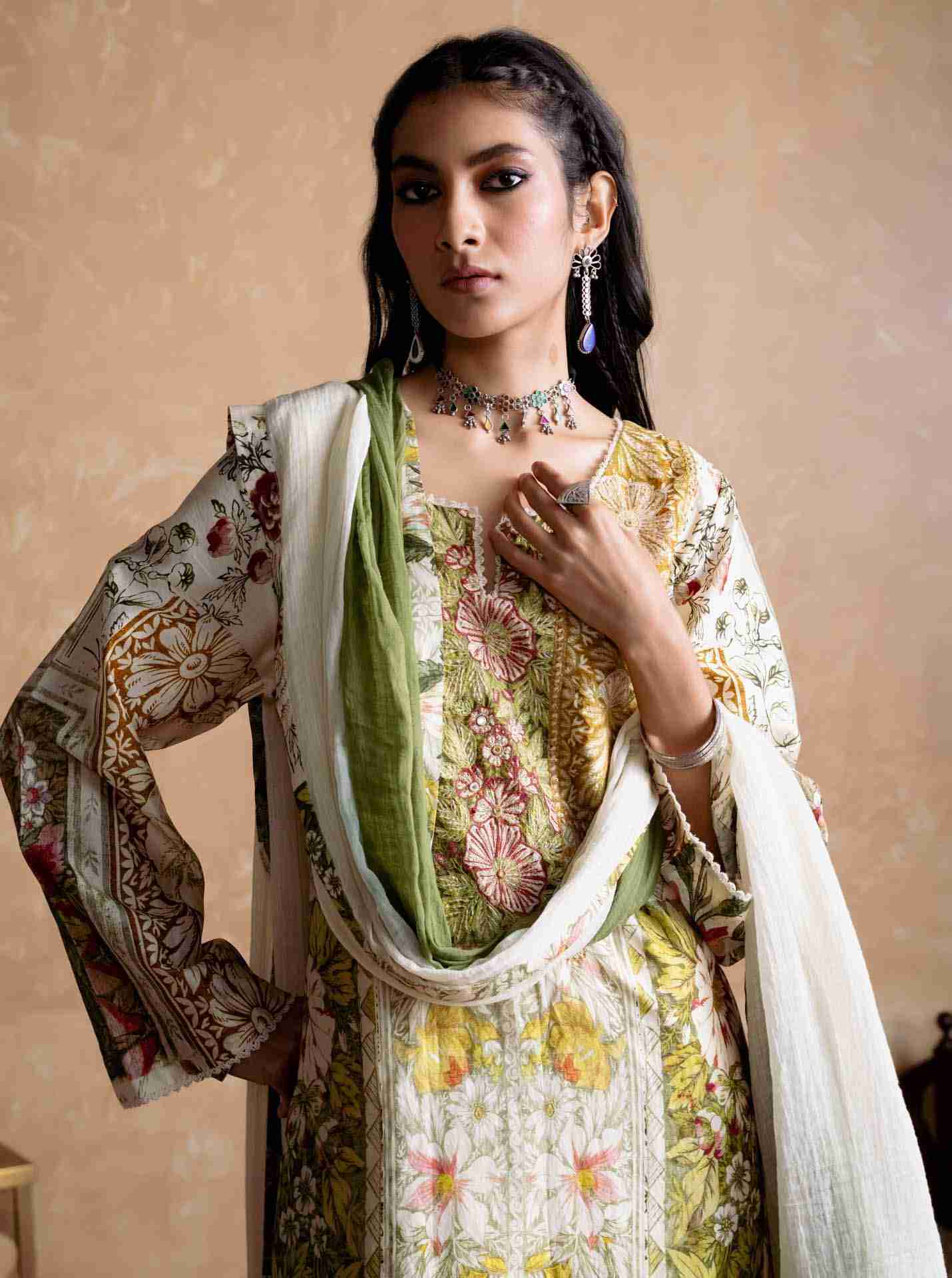 Off White Pierra Suit Set