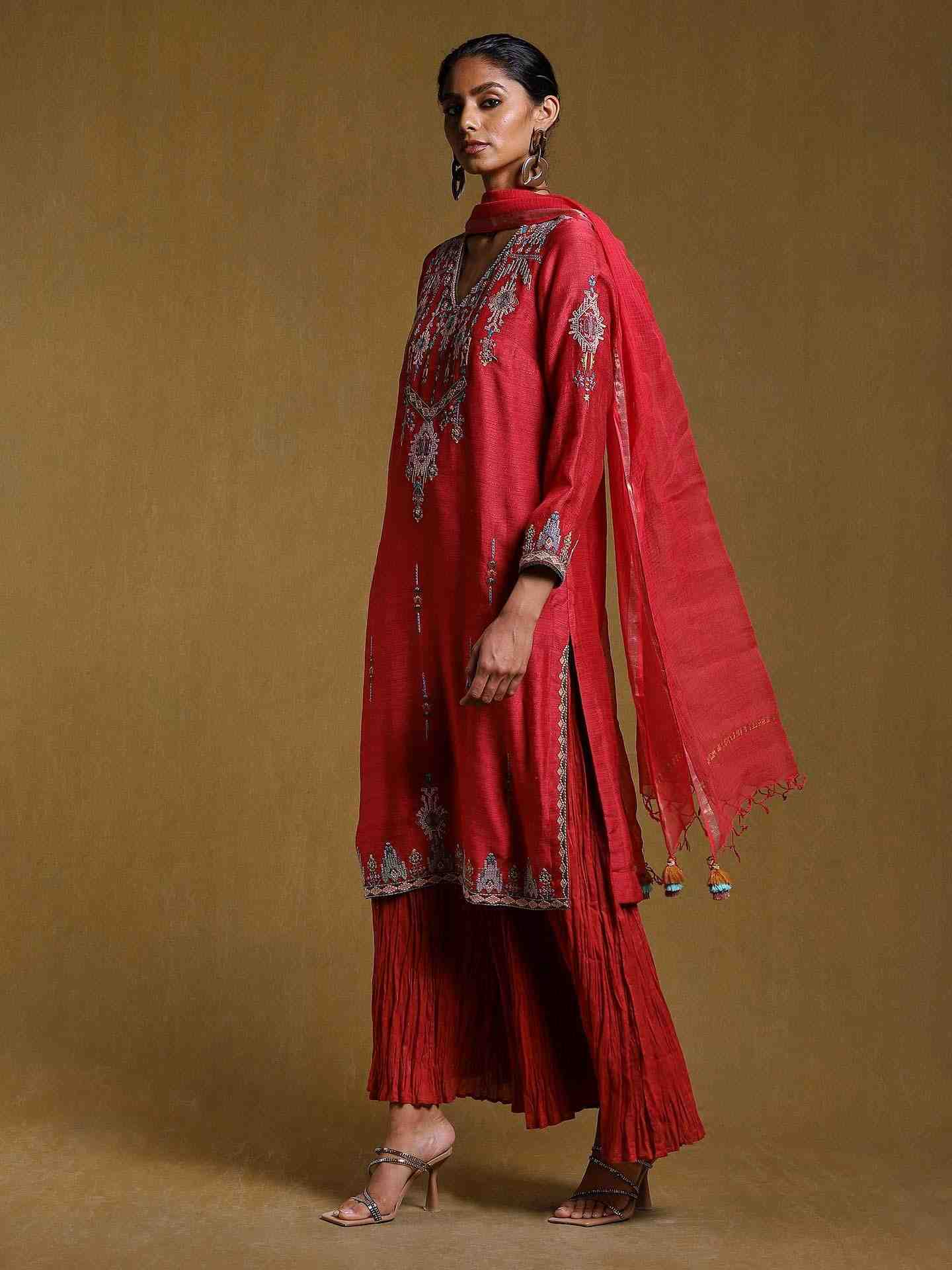 Red Mario Sharara Set