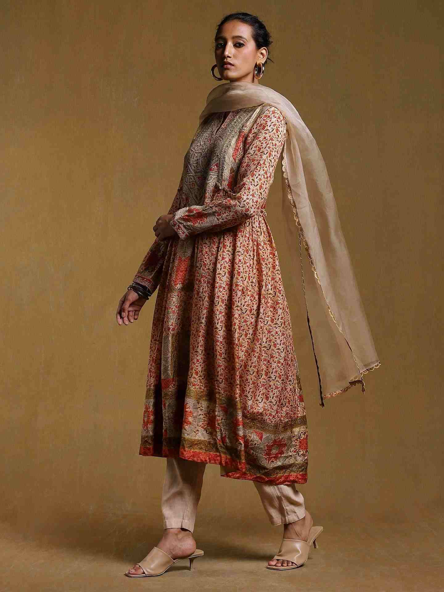 Beige Block Patch Suit Set