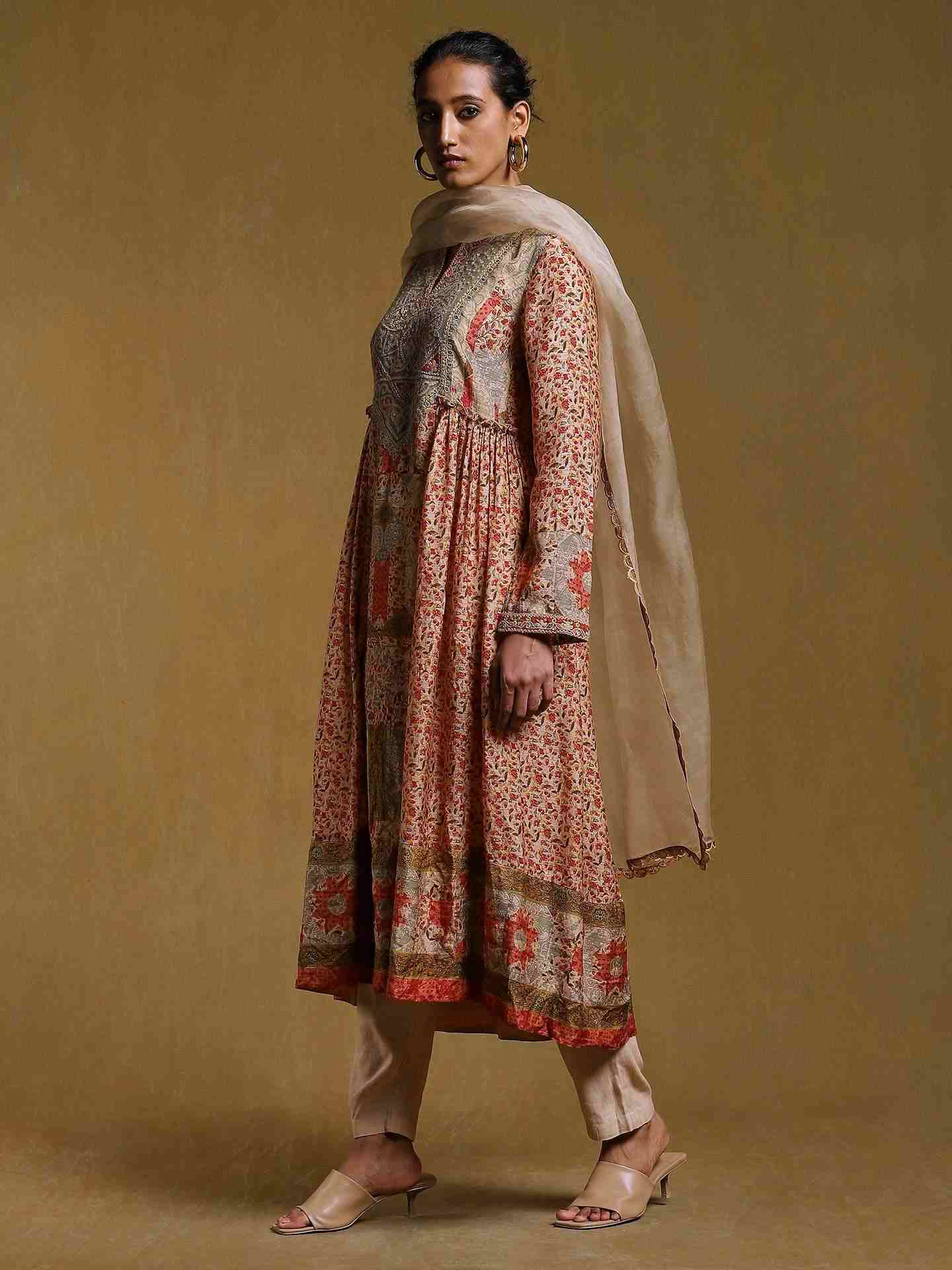 Beige Block Patch Suit Set