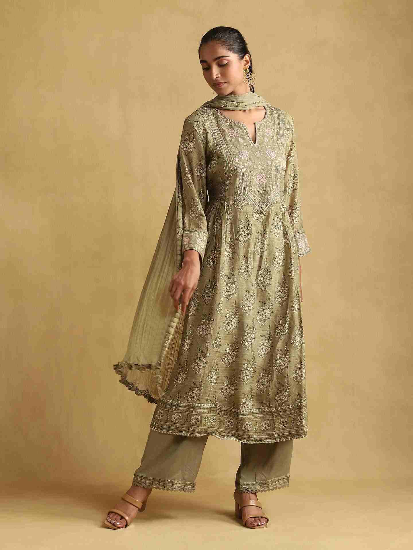 Green Jenny Suit Set