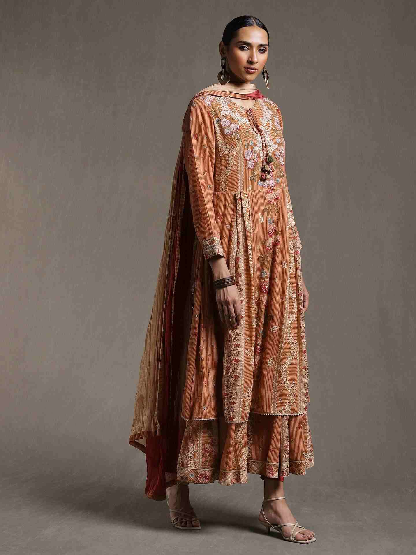 Beige Bisque Suit Set