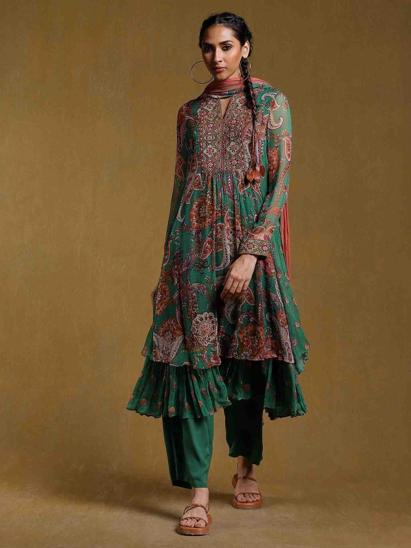 Green Sarasa Suit Set