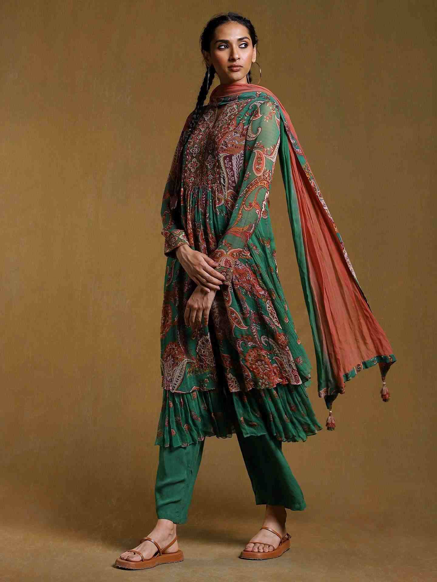 Green Sarasa Suit Set