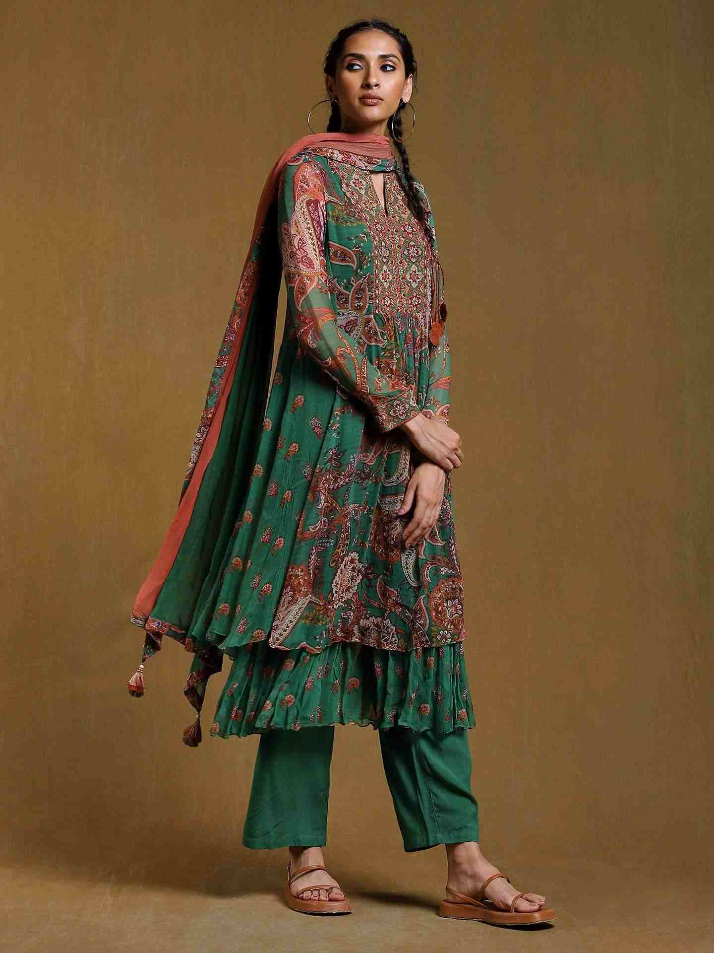 Green Sarasa Suit Set