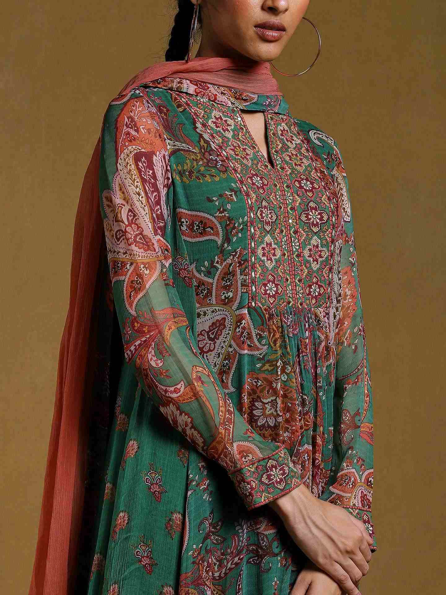 Green Sarasa Suit Set