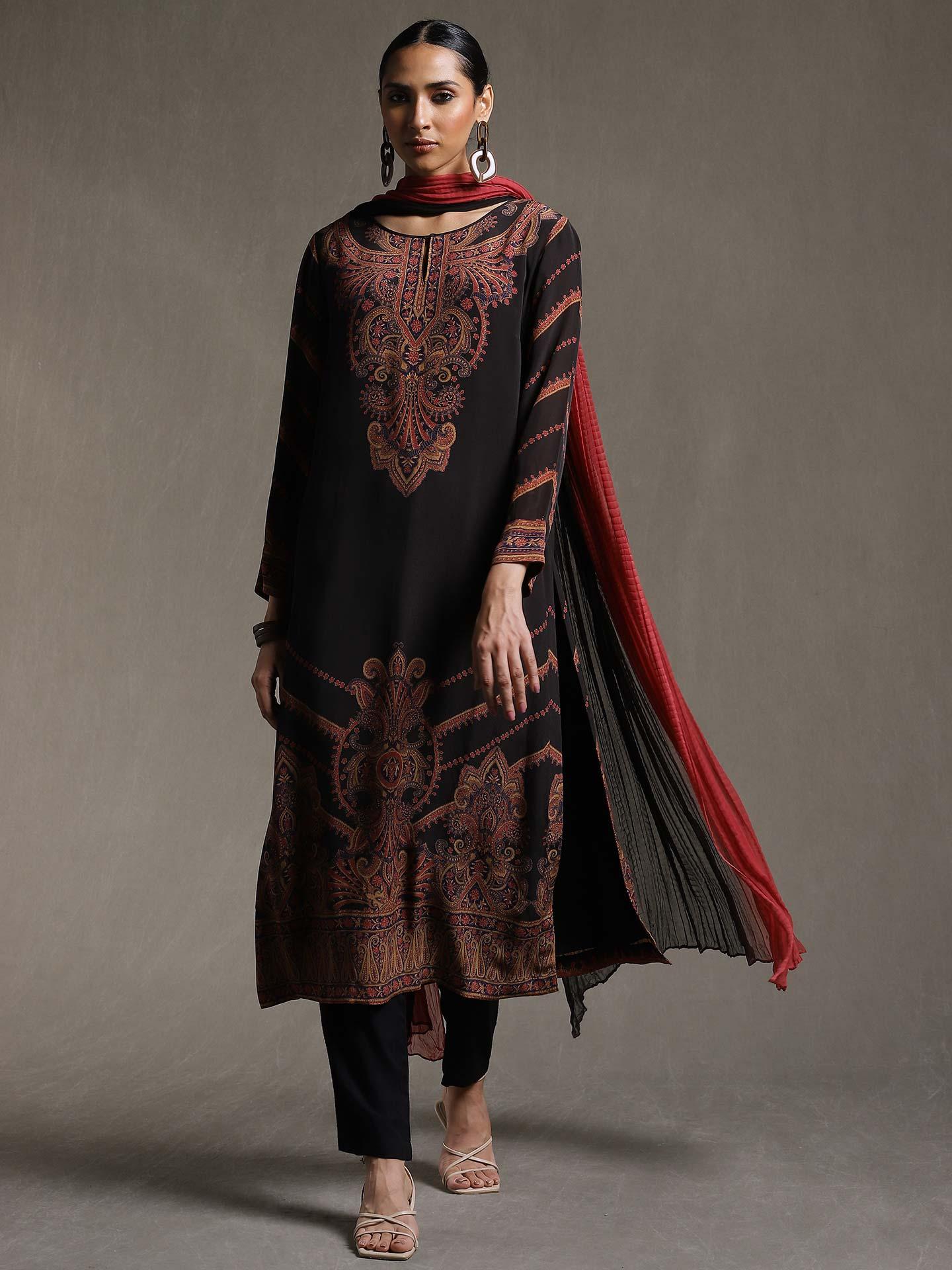 Black Pestelle Crepe Suit Set