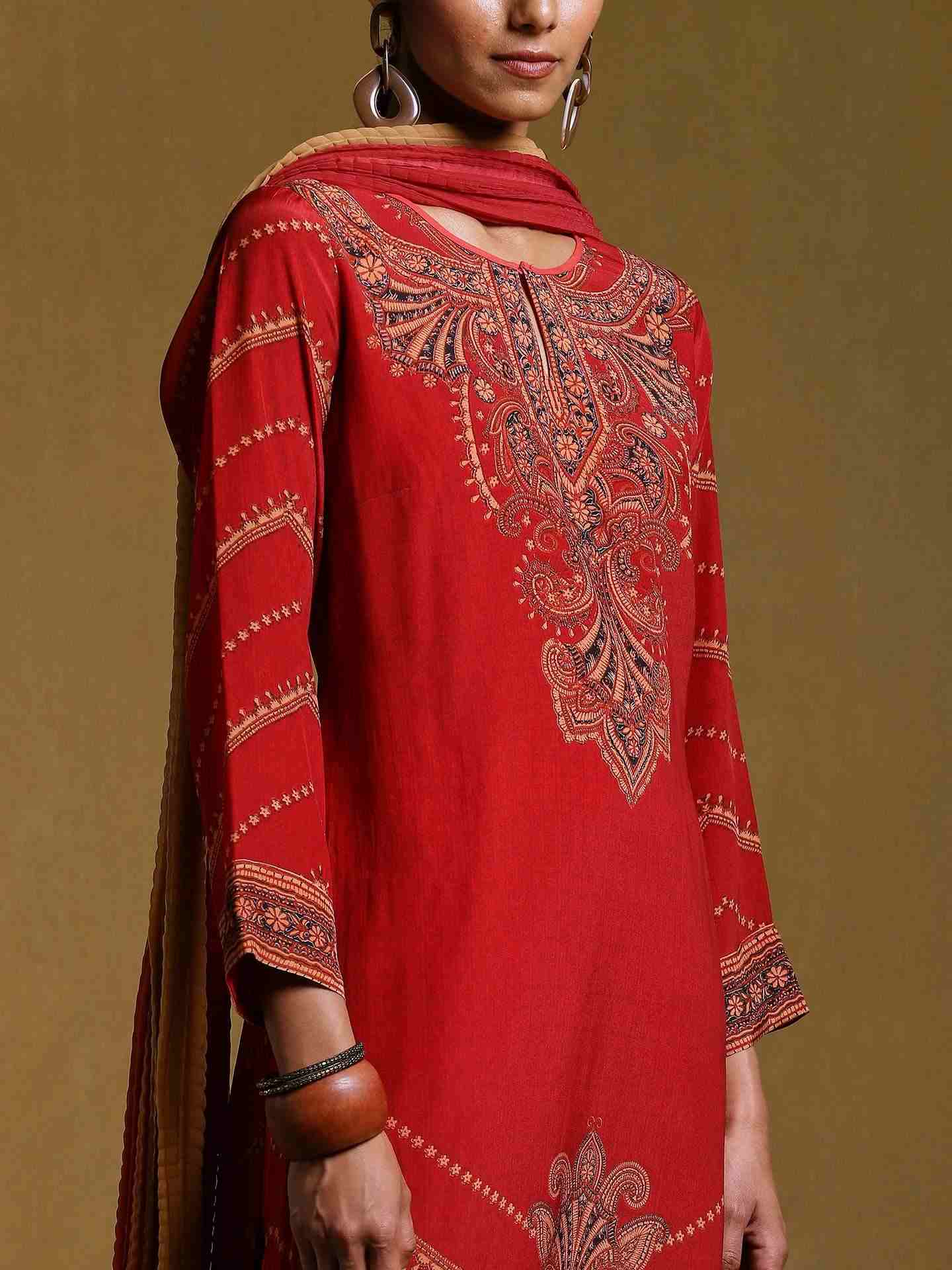 Red Pestelle Crepe Suit Set