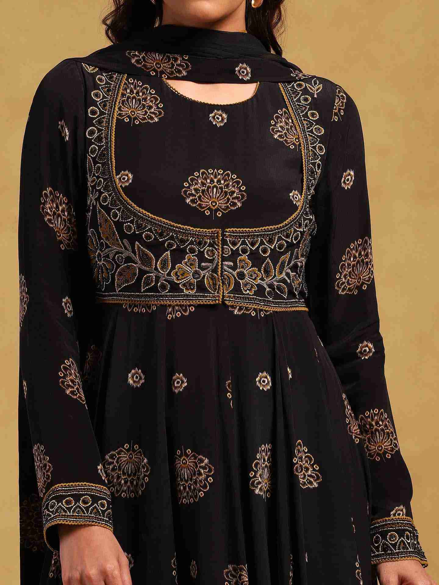 Black Madhura Suit Set