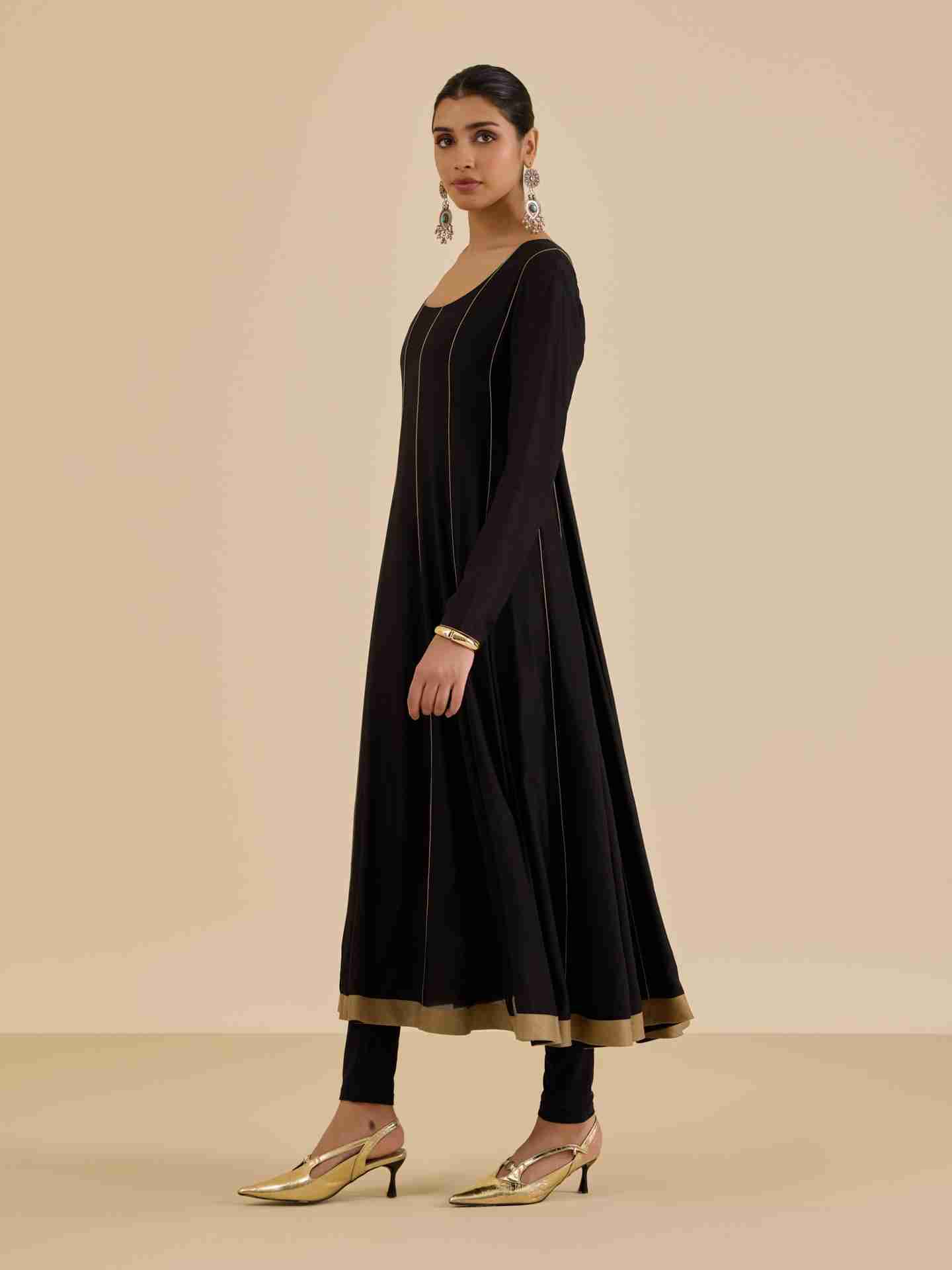 Black Naira Suit Set