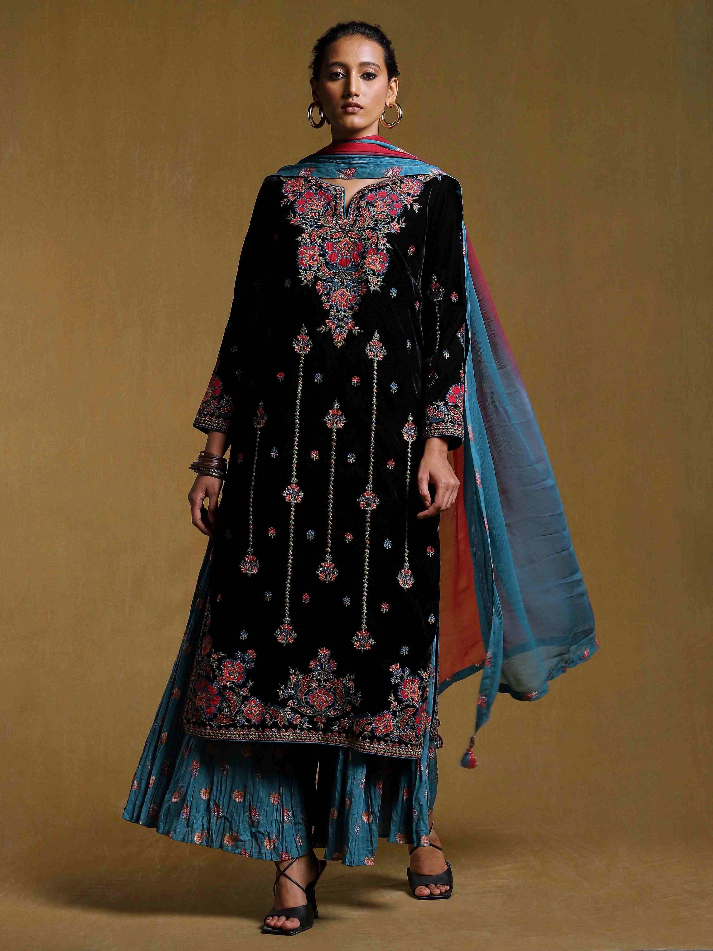 Black Sarasa Solid Velvet Sharara Set
