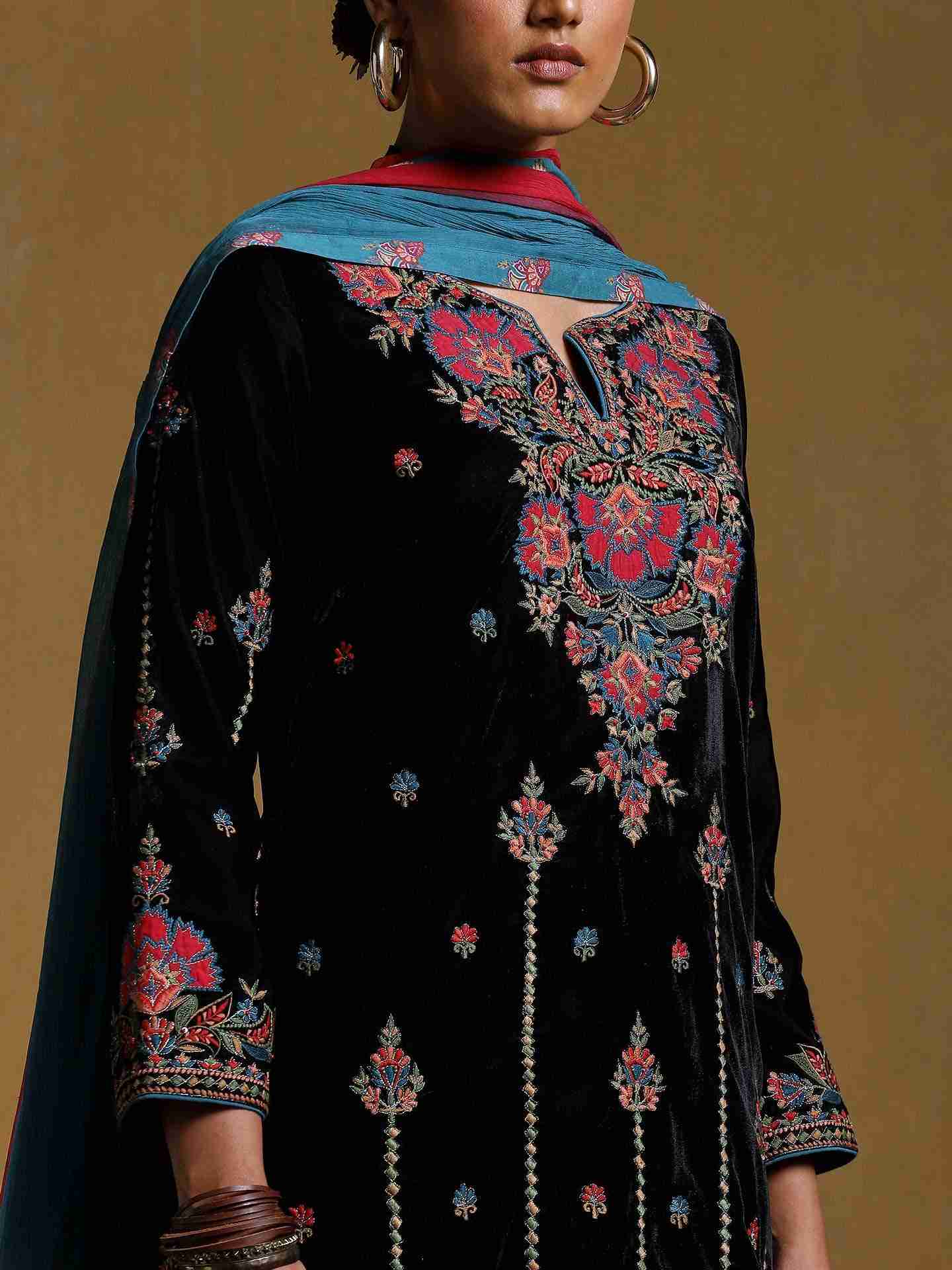 Black Sarasa Solid Velvet Sharara Set