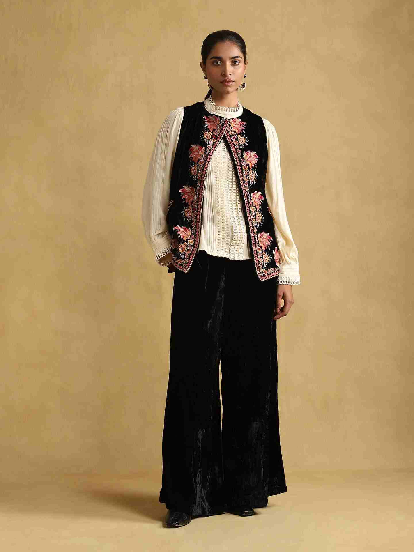 Black Bunsu Velvet Co-Ord Set