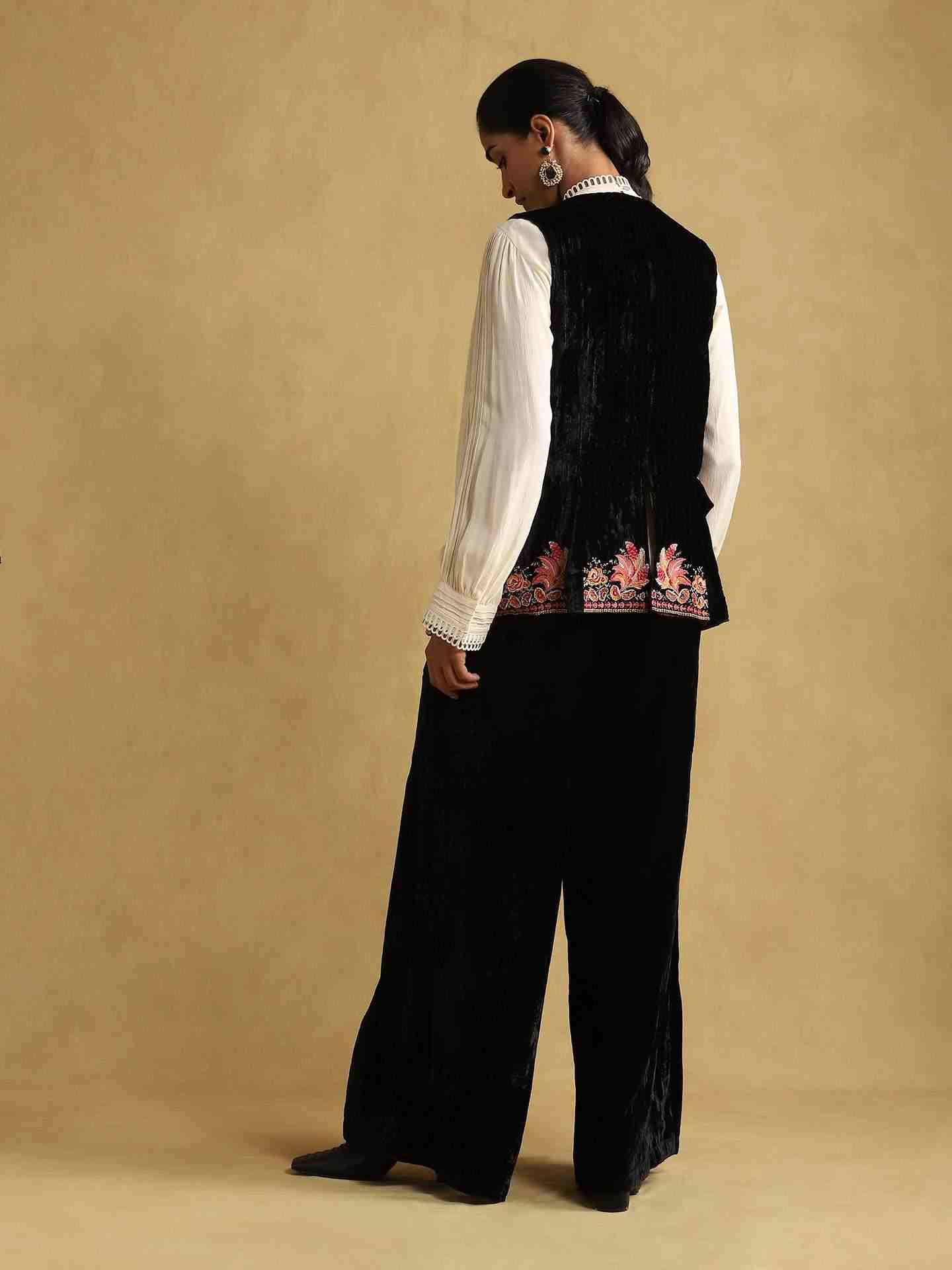 Black Bunsu Velvet Co-Ord Set