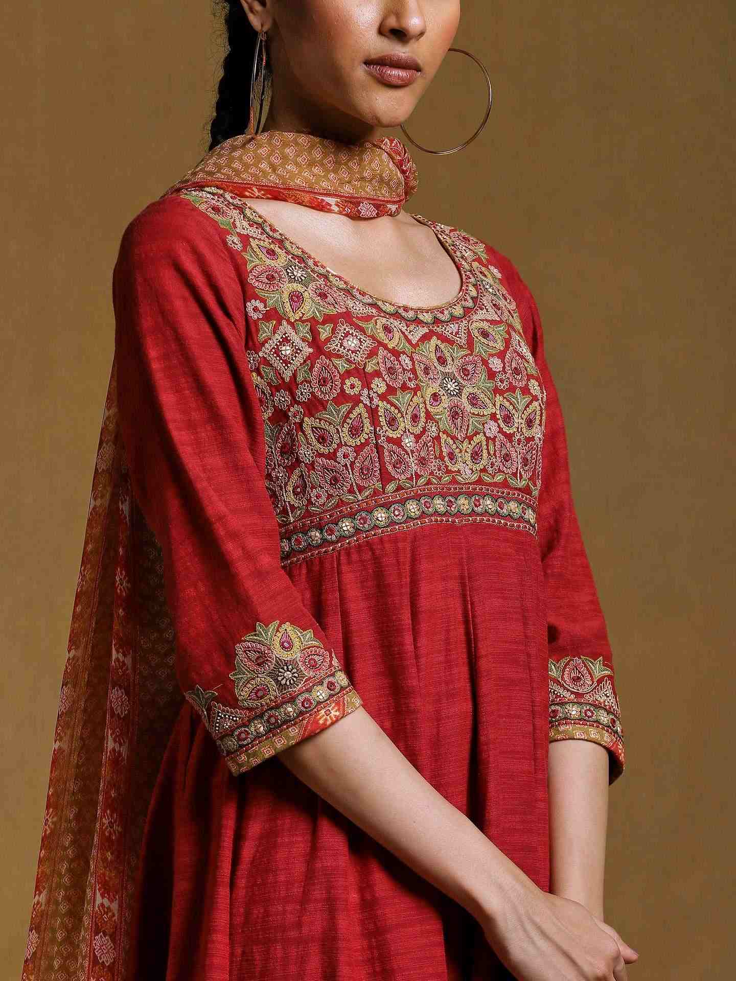 Red Dazzy Anarkali Suit Set