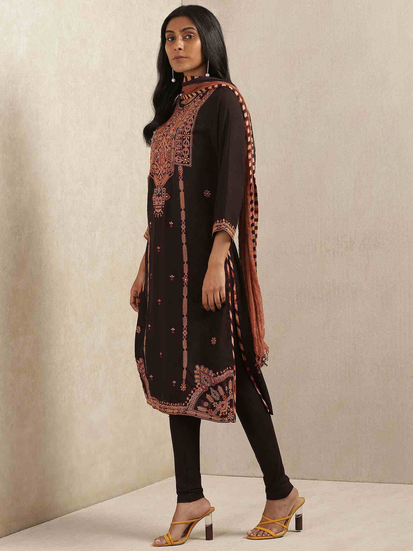 Black Vari Solid Suit Set