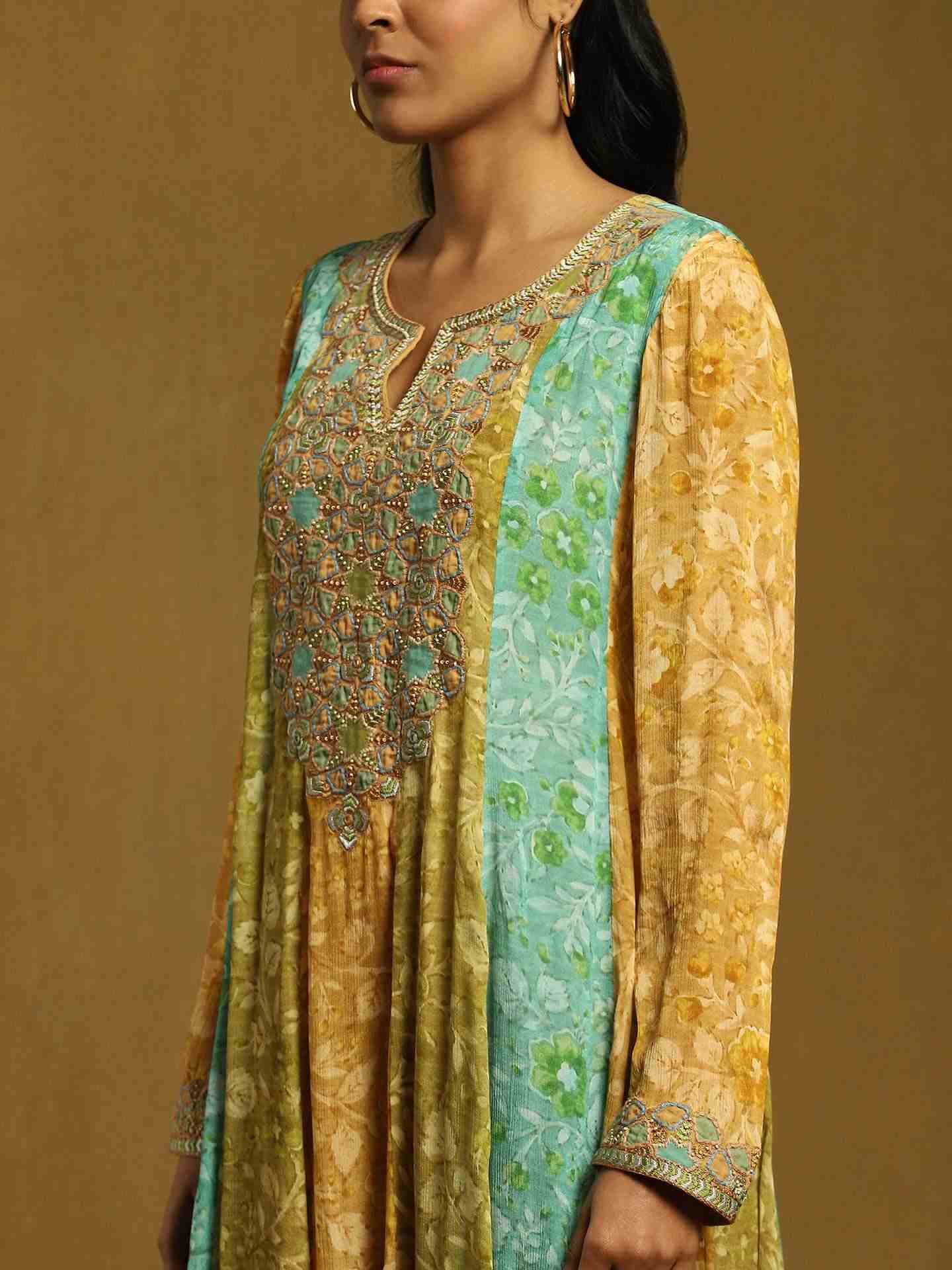 Green Mumtaz Anarkali Suit Set