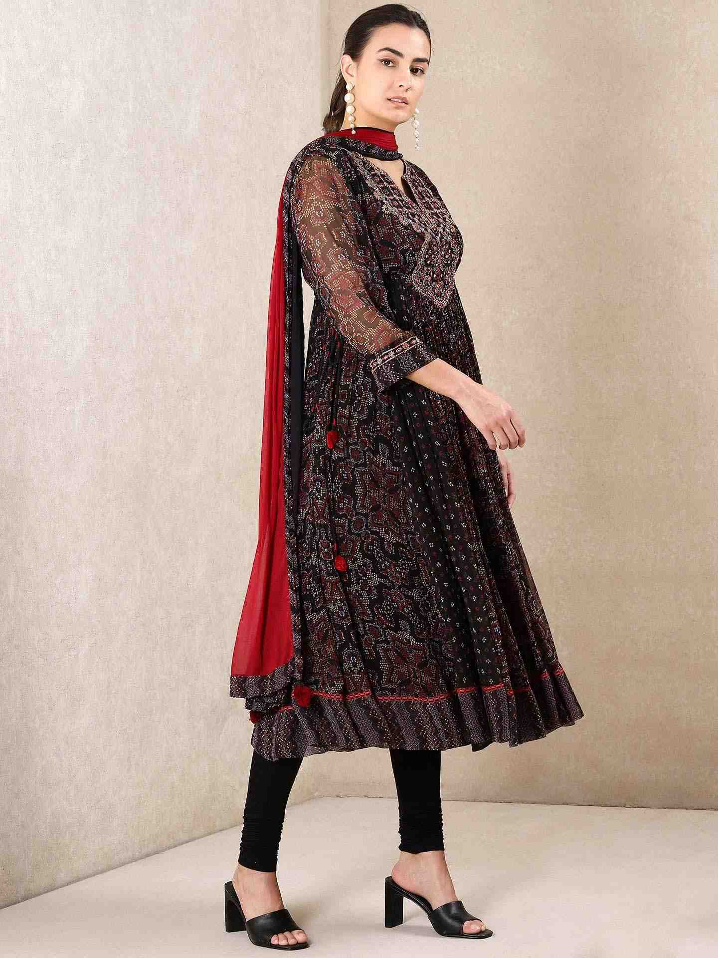 Black Kaliedo Flora Suit Set