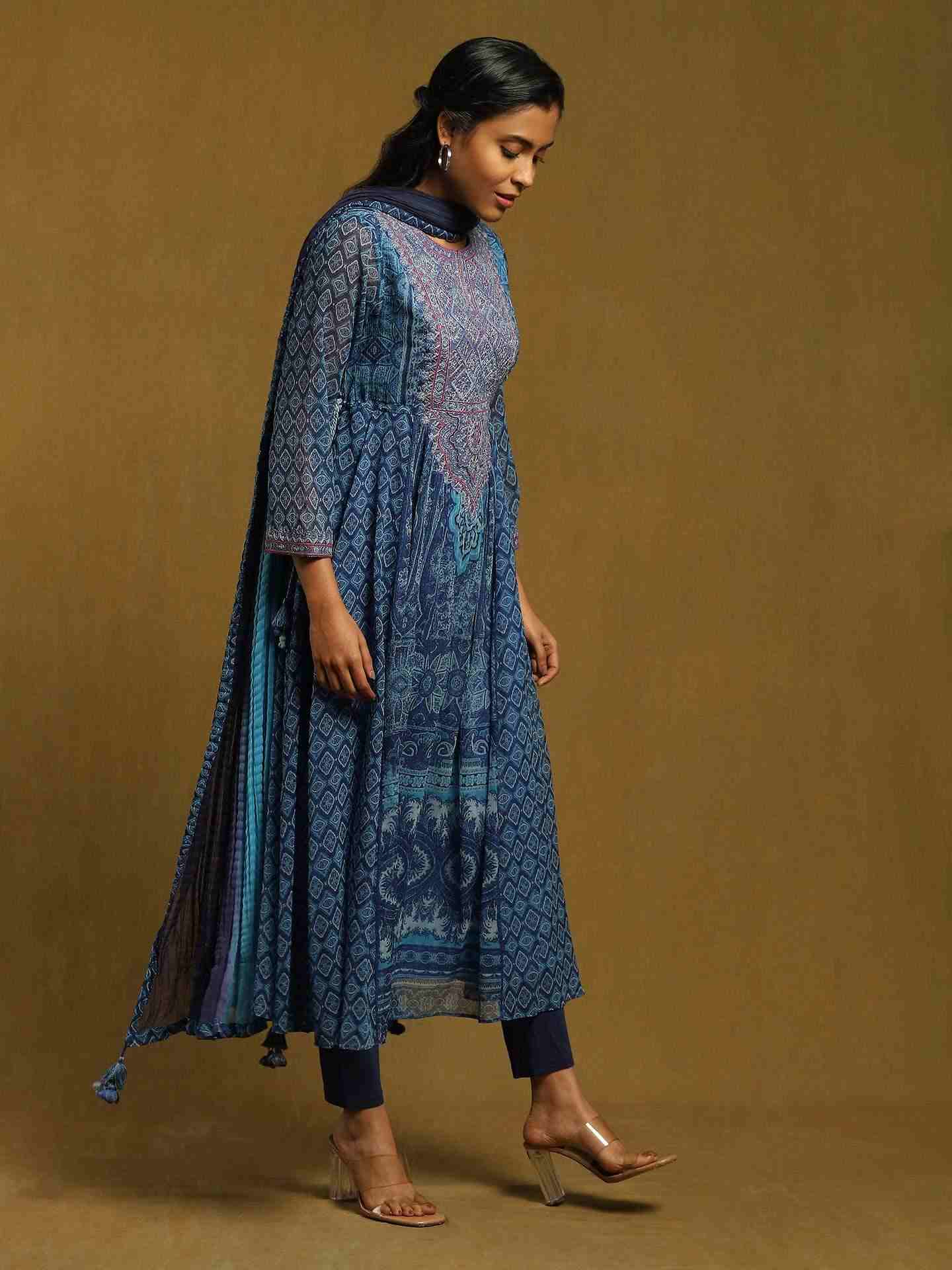 Blue Oriental Suit Set