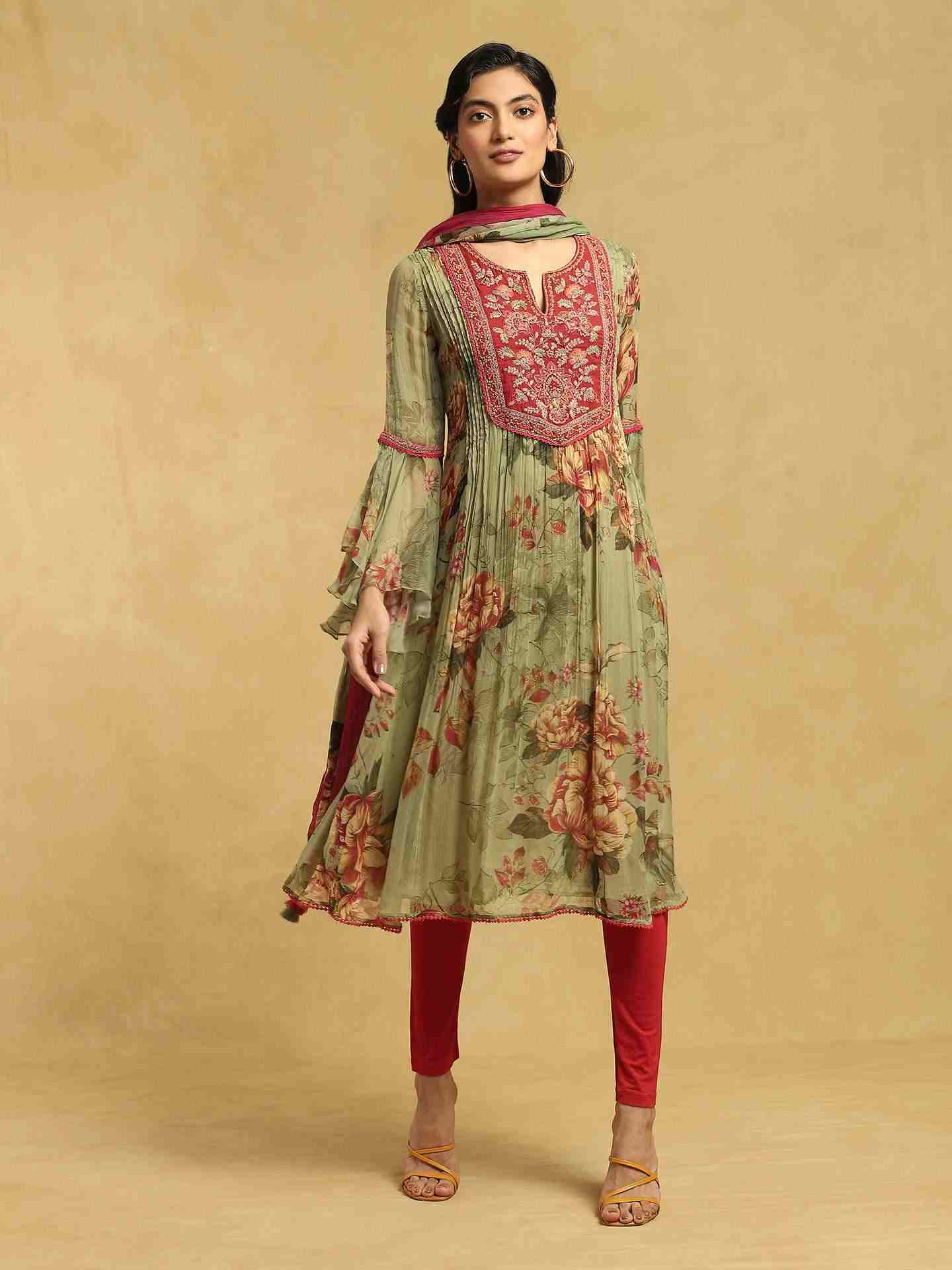 Green Divine Suit Set