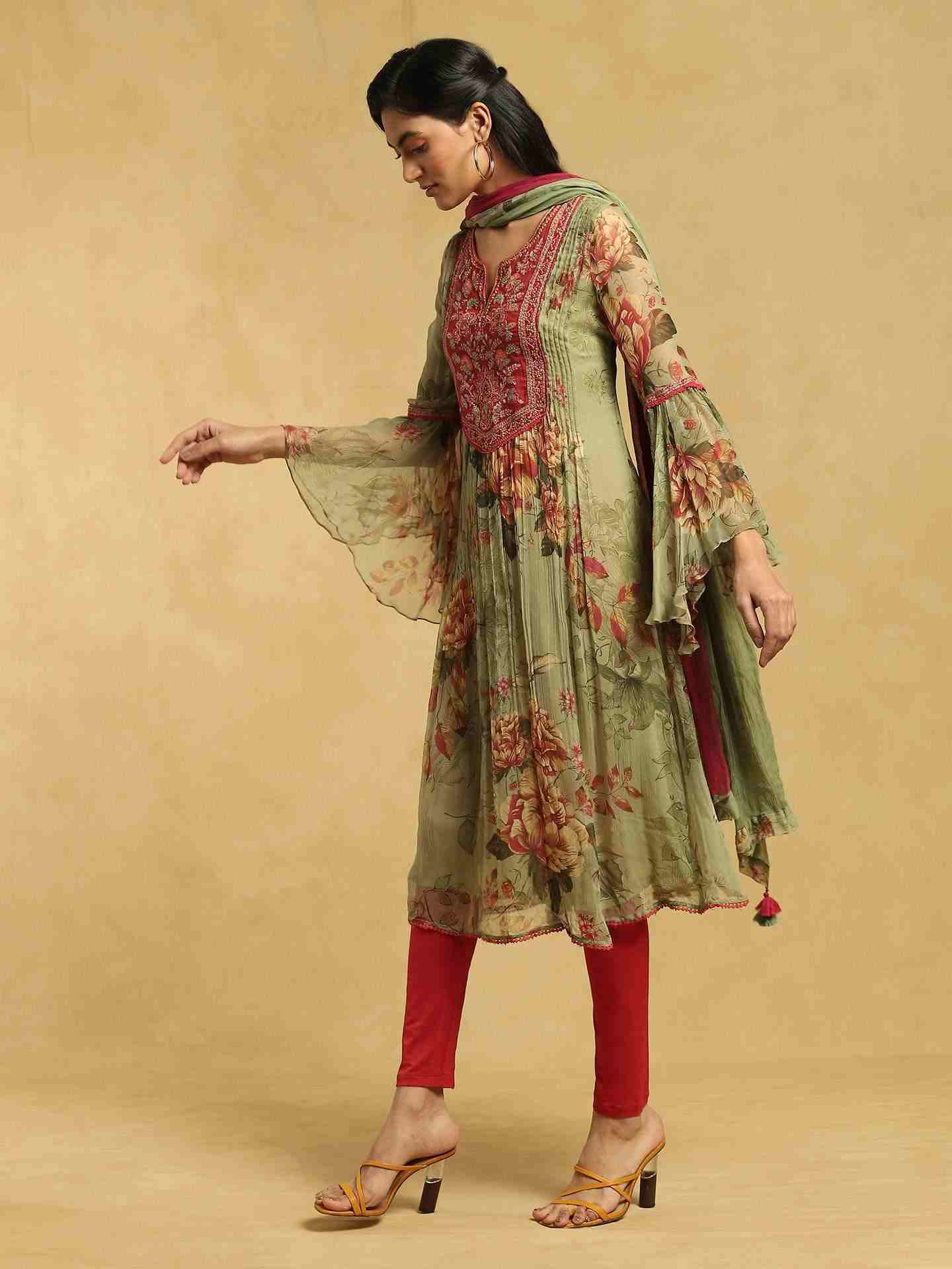 Green Divine Suit Set