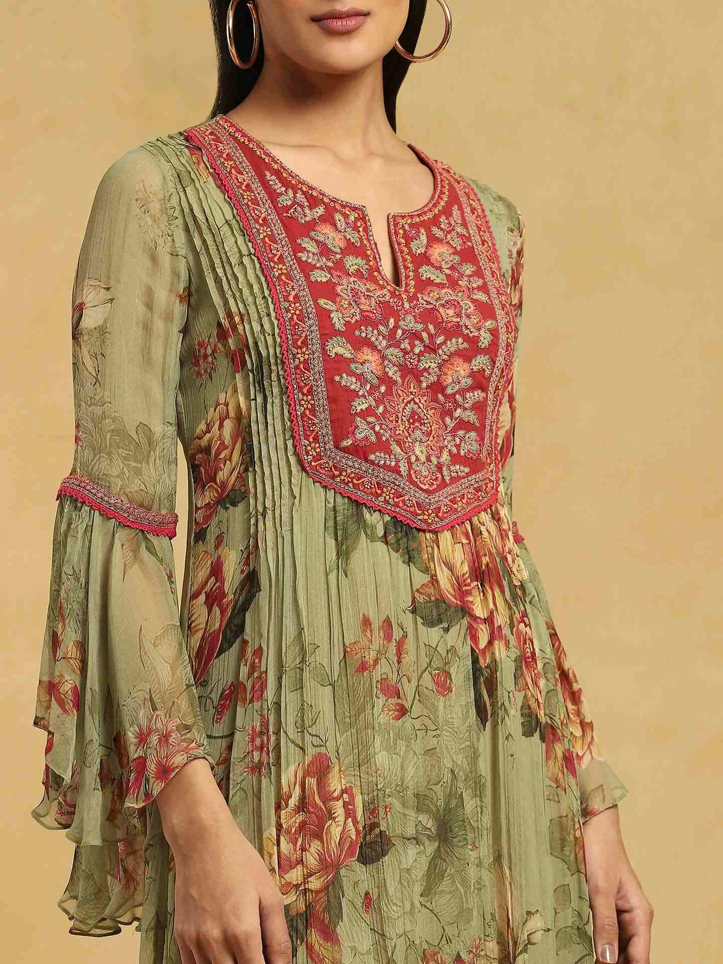 Green Divine Suit Set