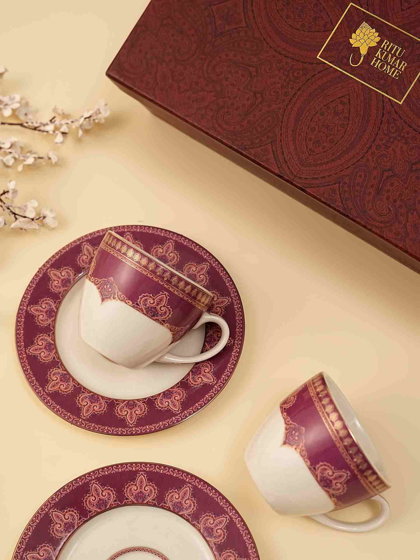 Fuschia Jaamevar Cup And Saucer