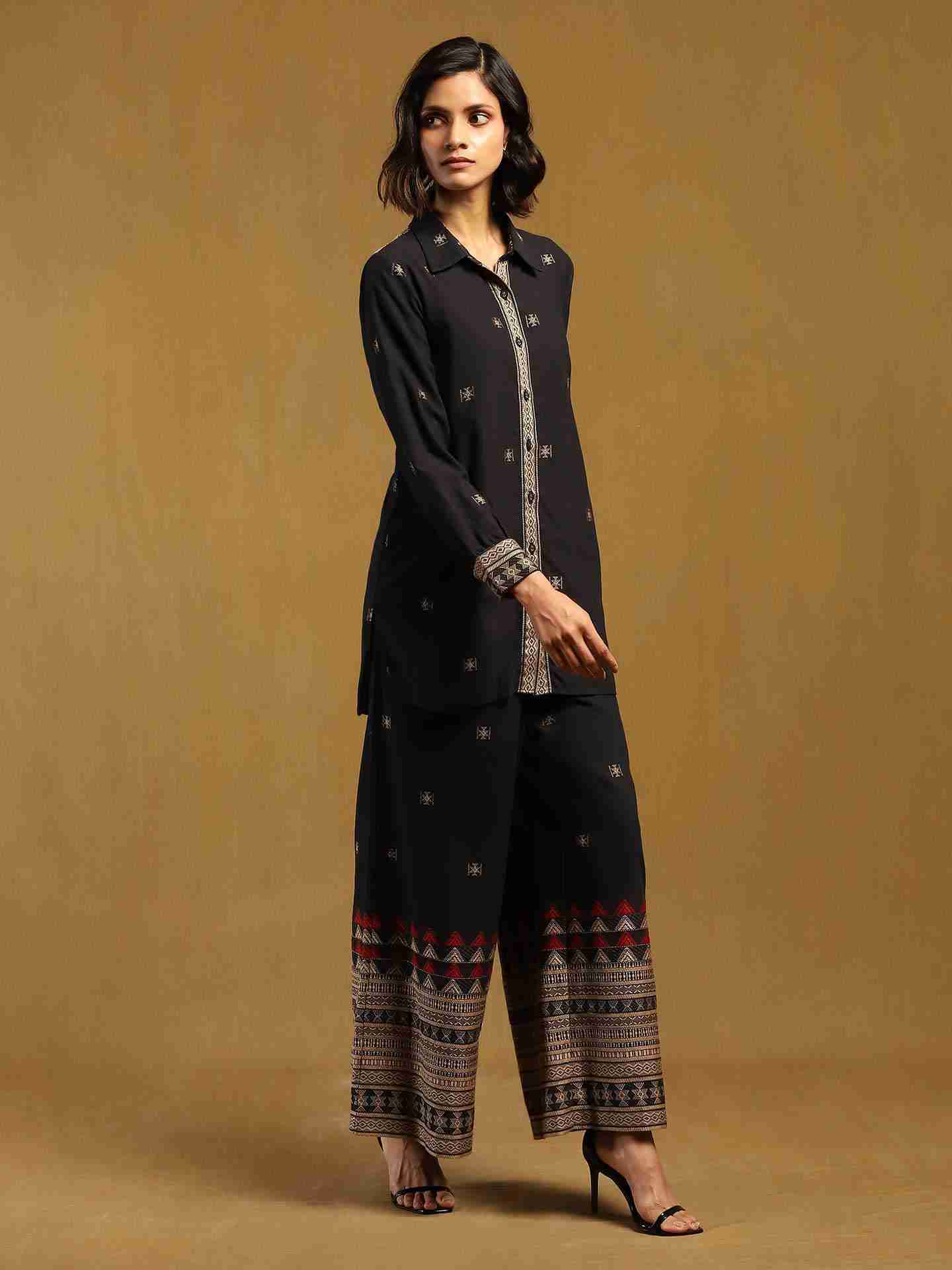 Black Aurelia Co-Ord Set