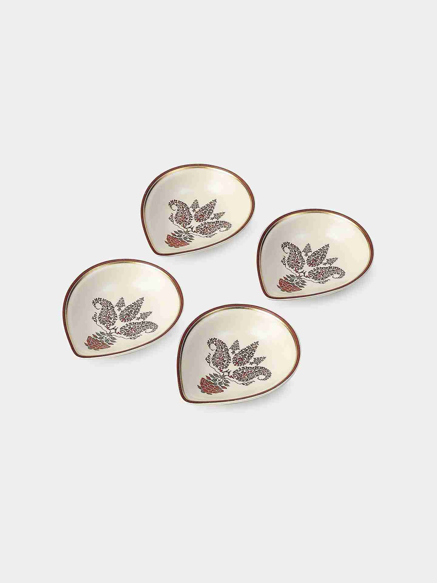 Ivory Kashmiri Booti Diya (Set Of 4)