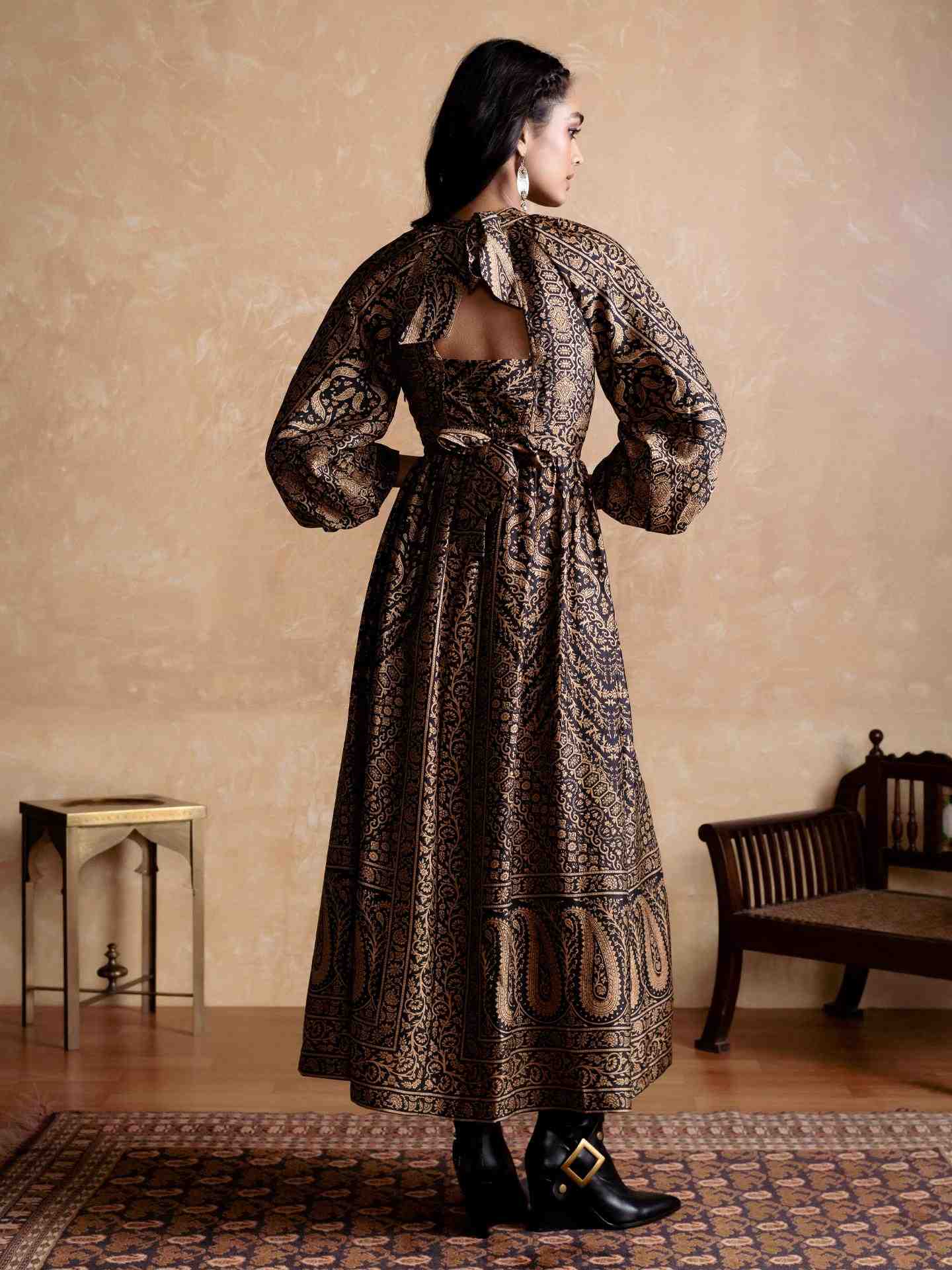 Black & Beige Flowret Dress