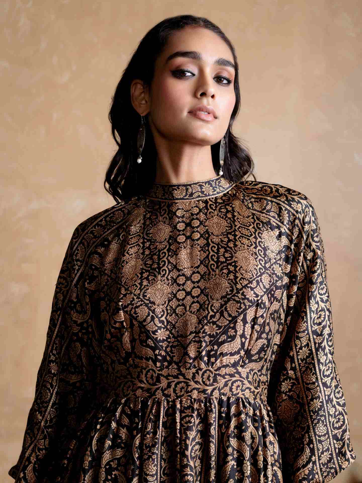 Black & Beige Flowret Dress