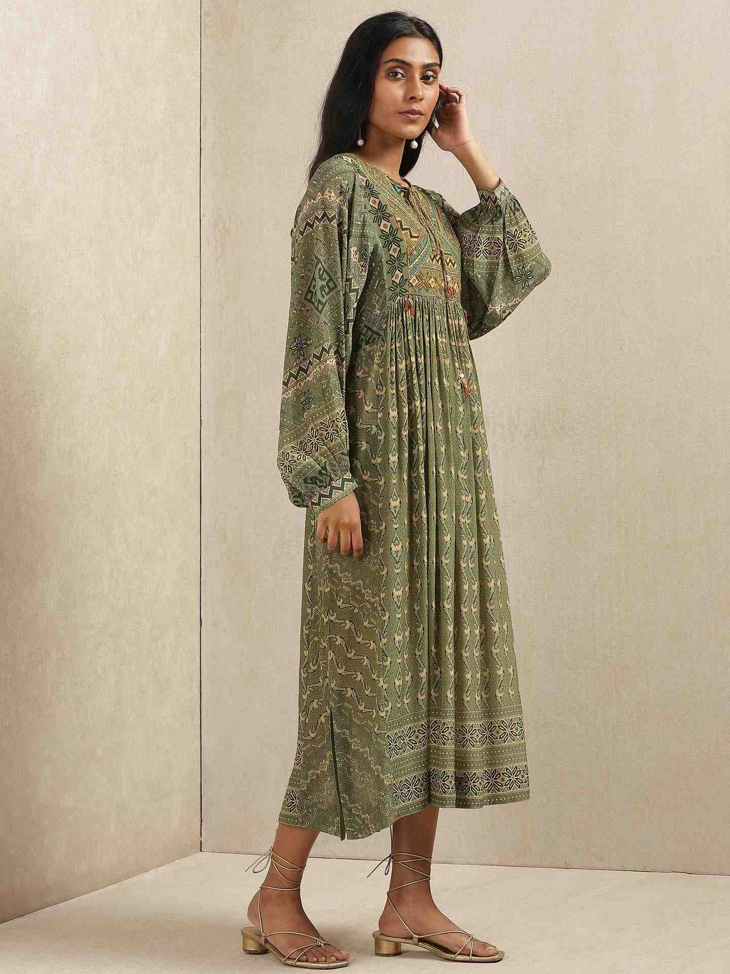 Olive Green & Beige Salya Crepe Kaftan Dress