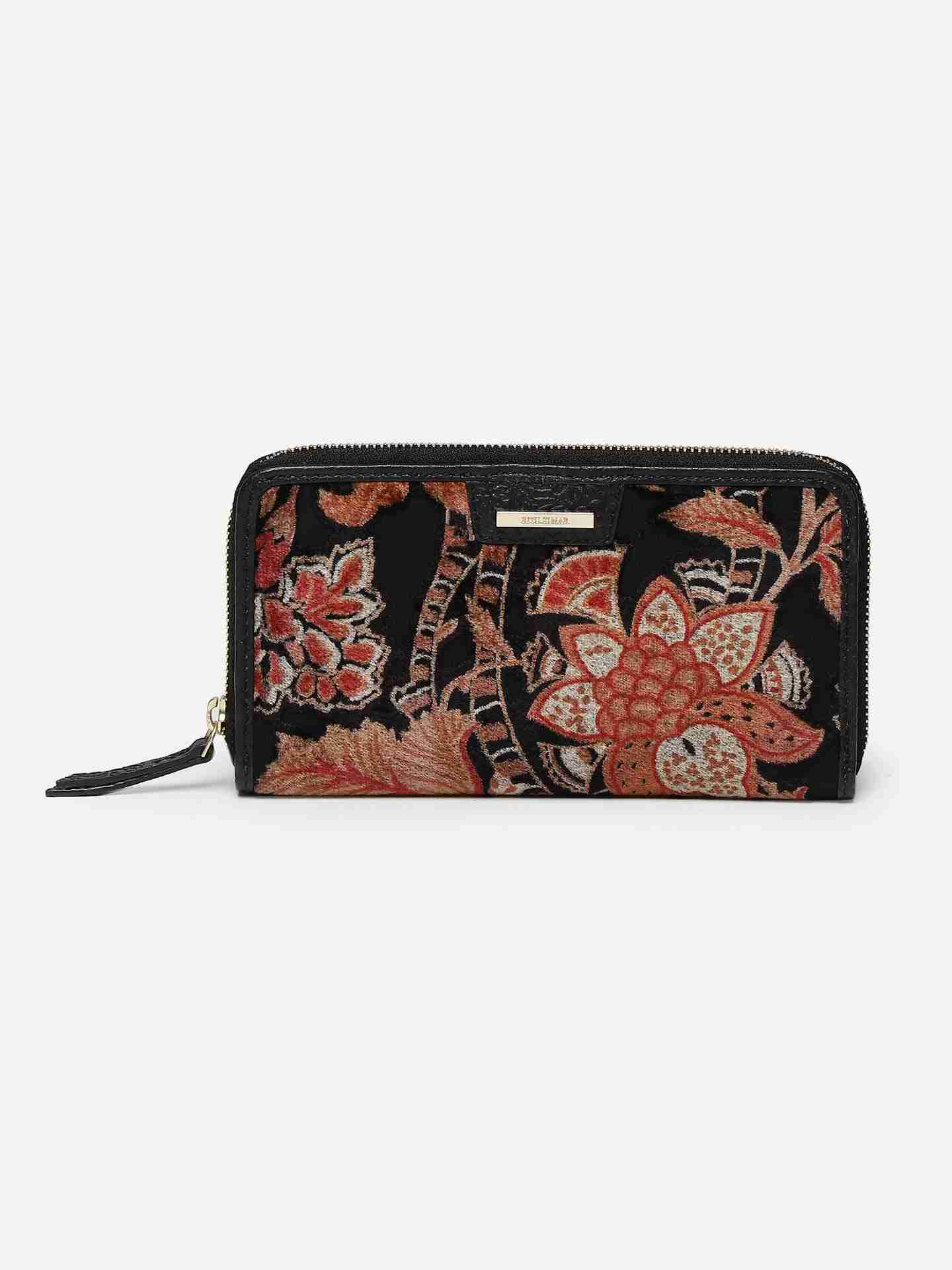 Black Jalsa Velvet Wallet