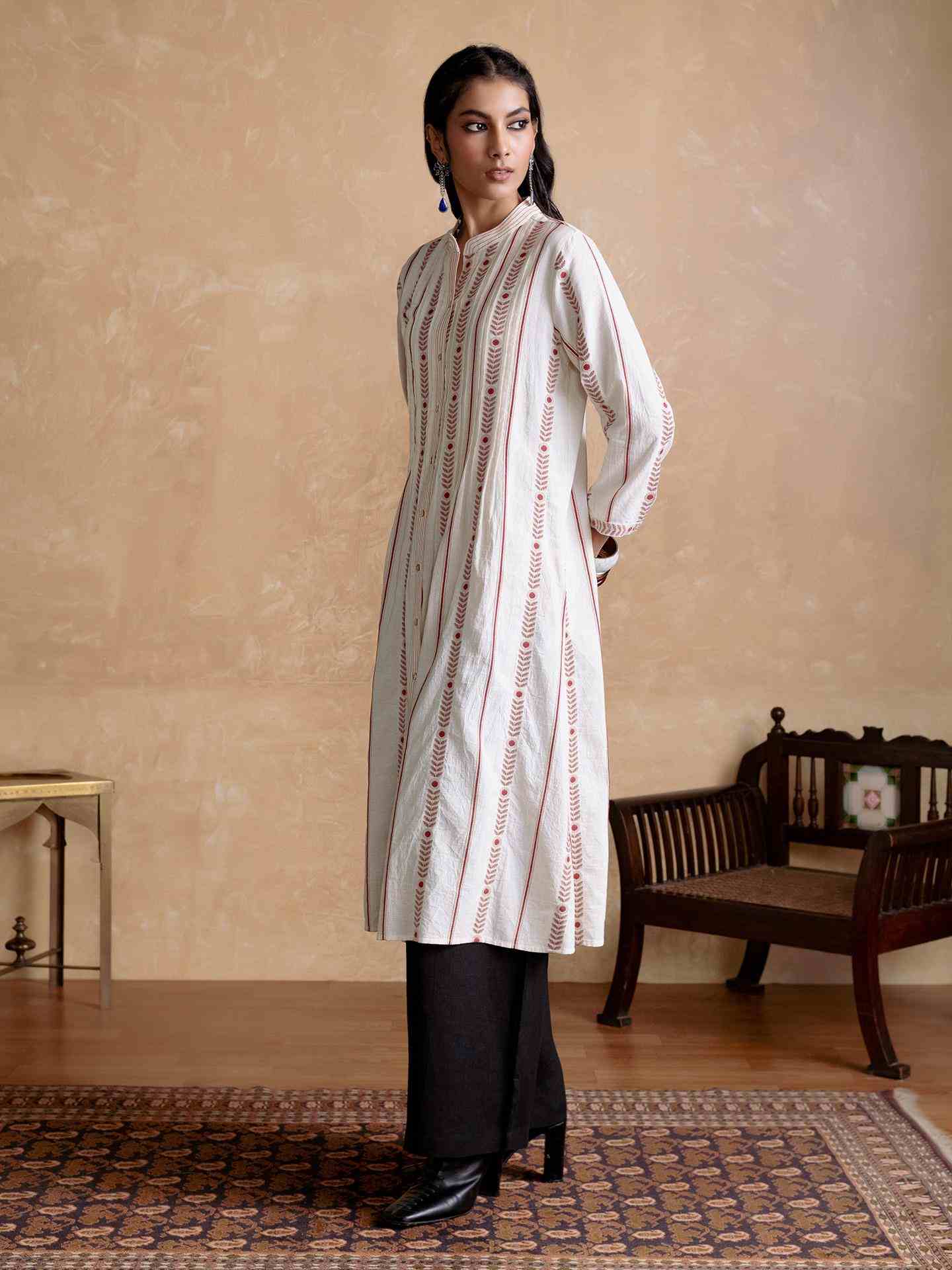 Off White Irya Kurta
