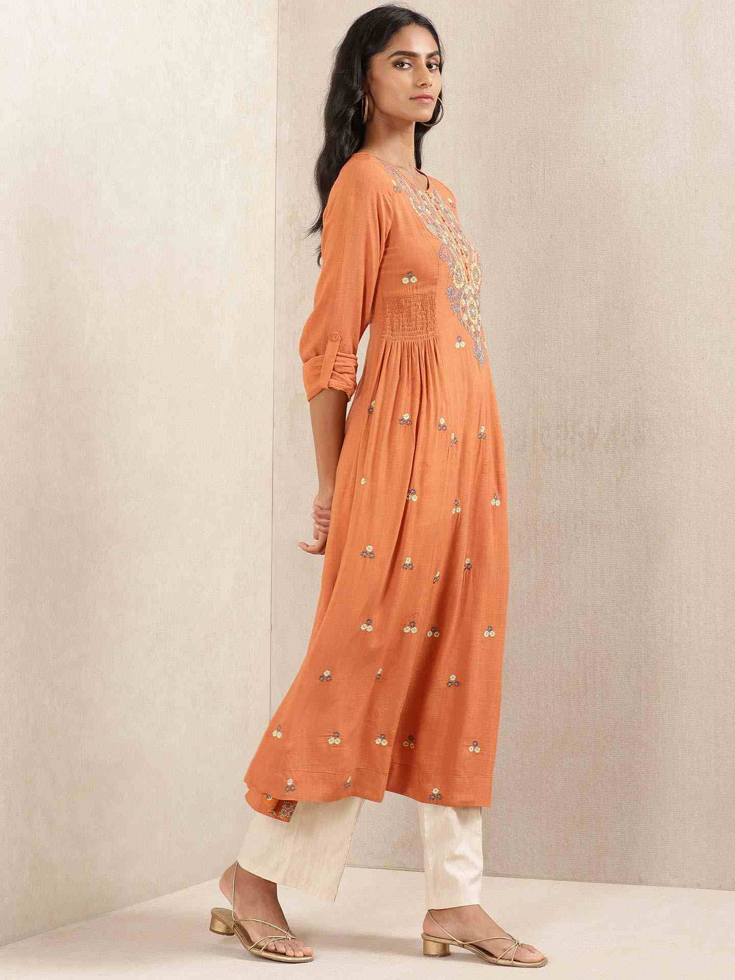 Rust Meriyum Solid Kurta