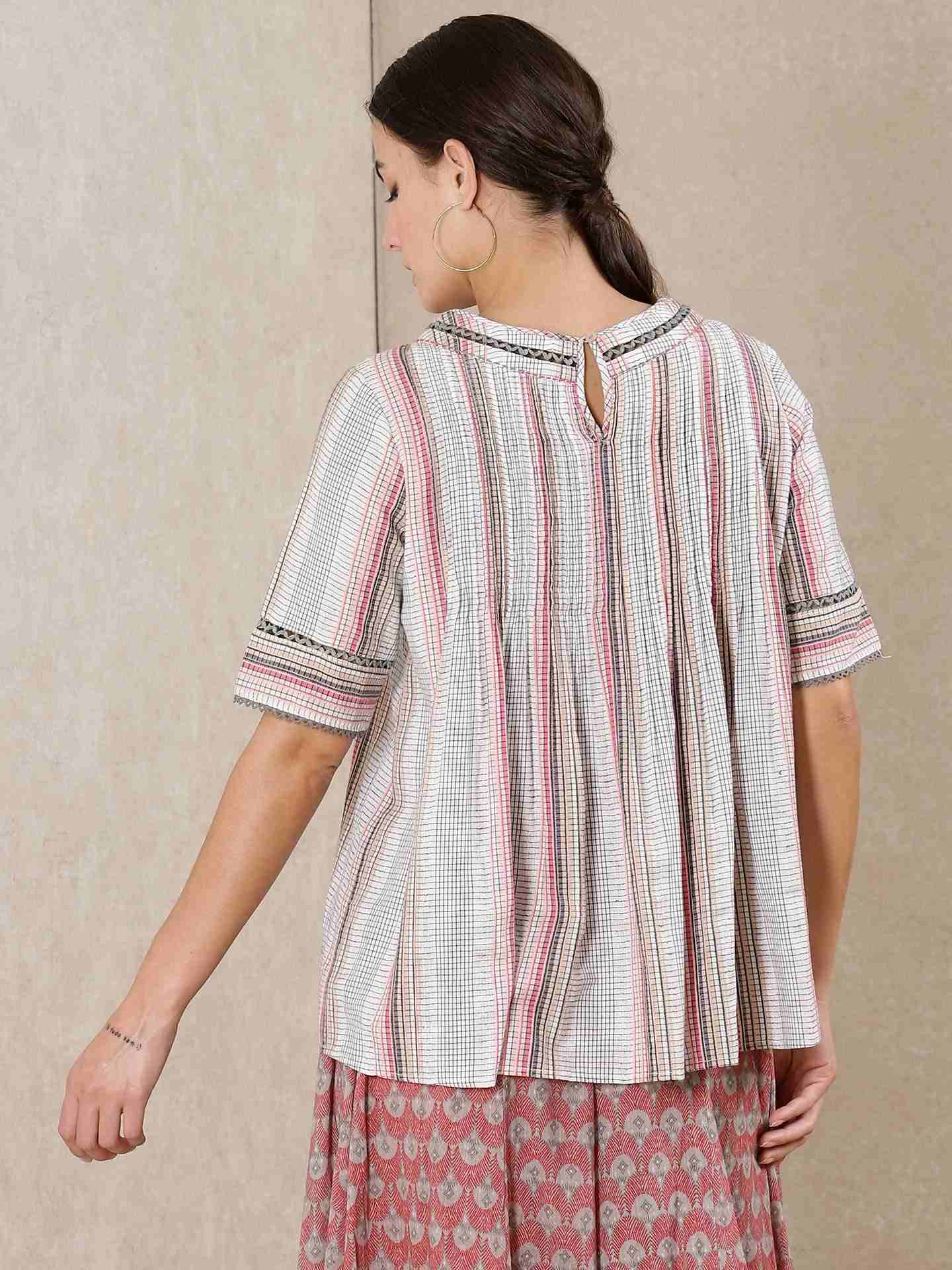 Off White Modern Minimalist Yarn-Dyed  Top