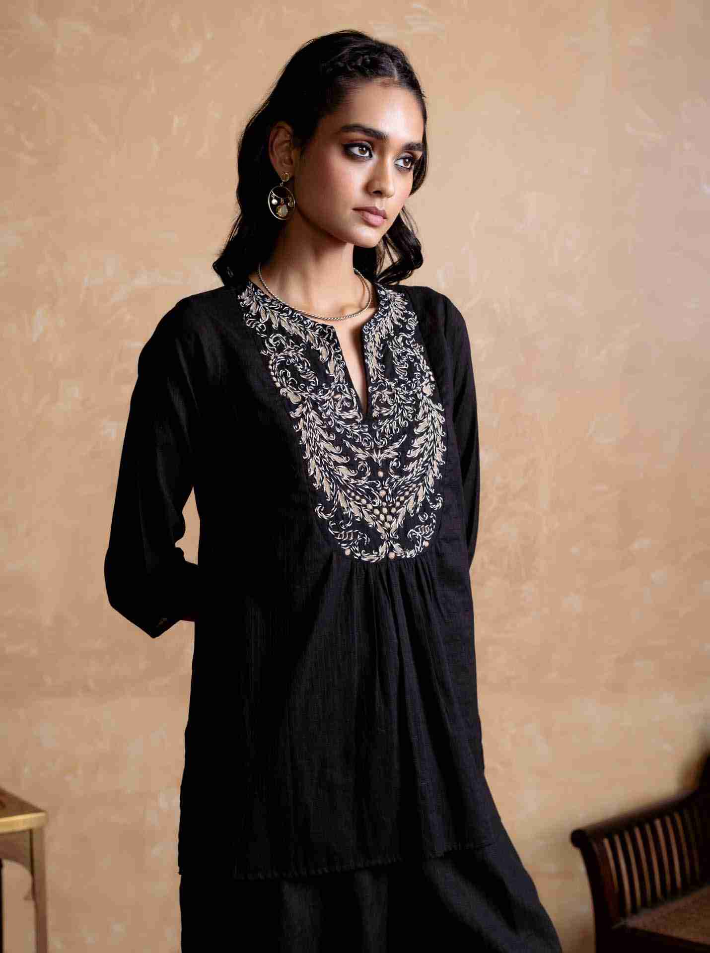 Black Multi Dori Kurti