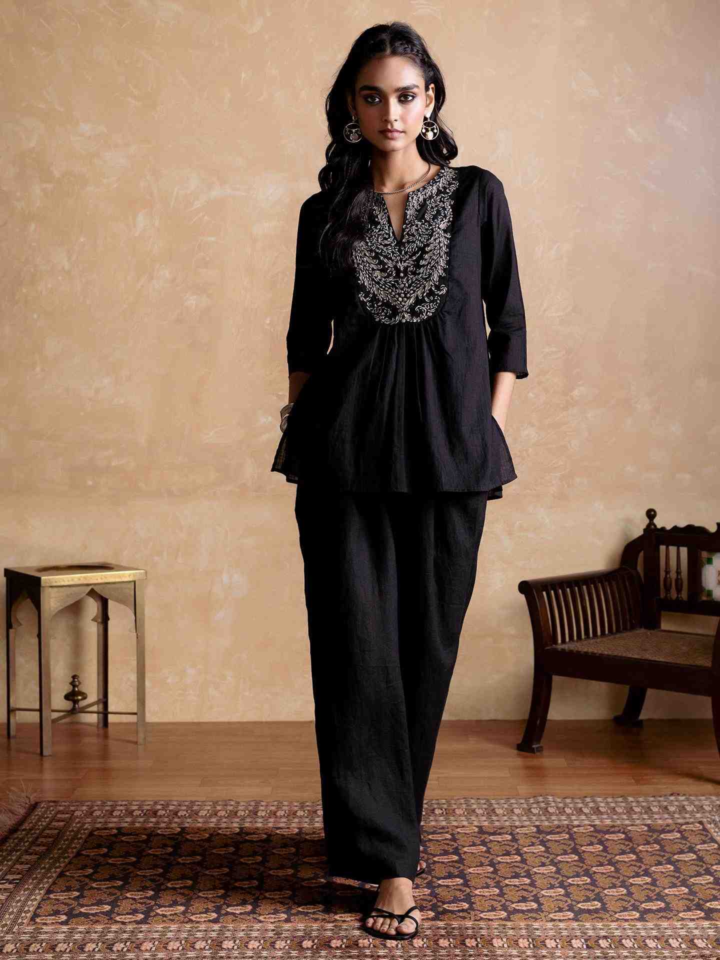 Black Multi Dori Kurti