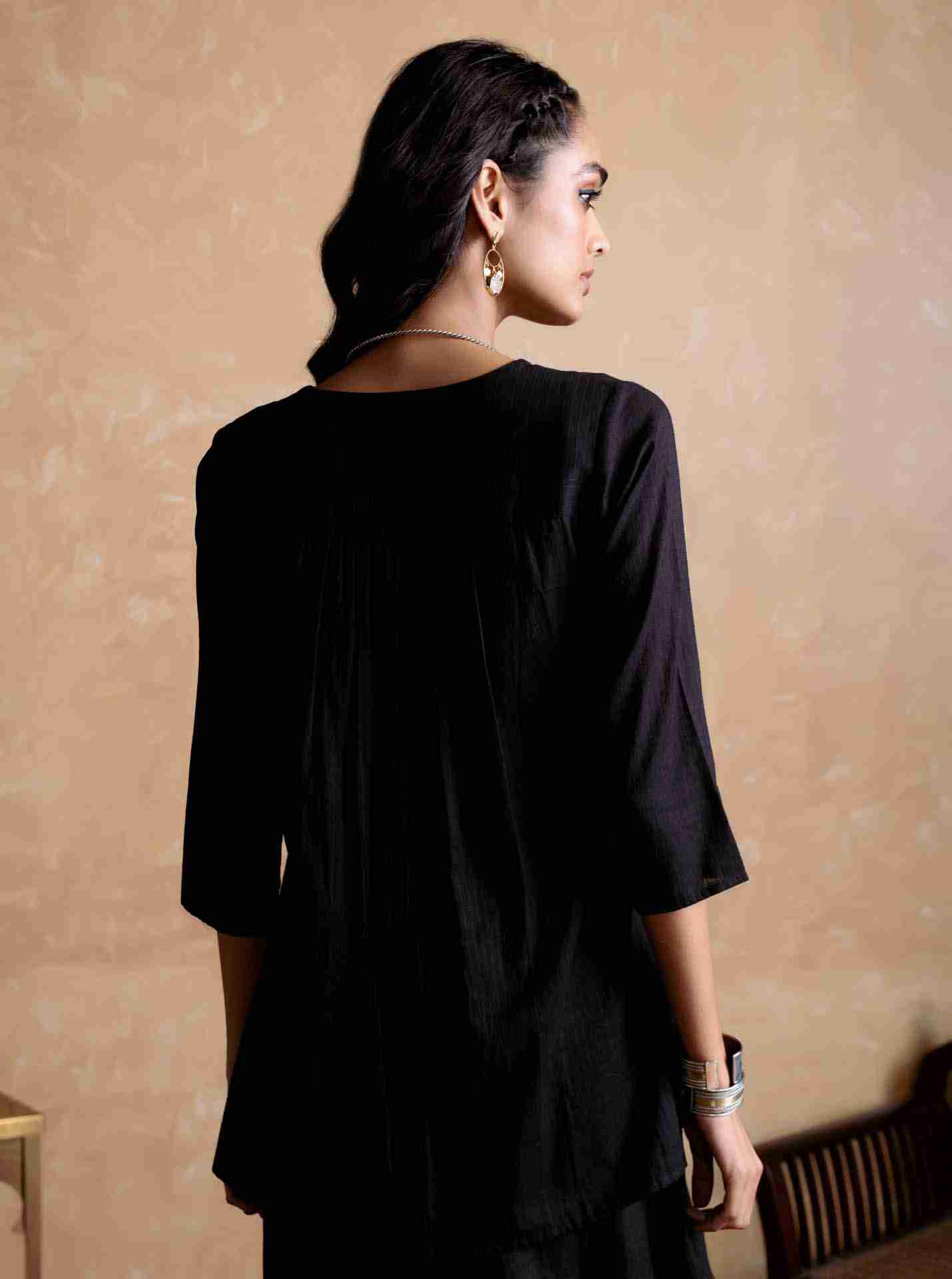 Black Multi Dori Kurti