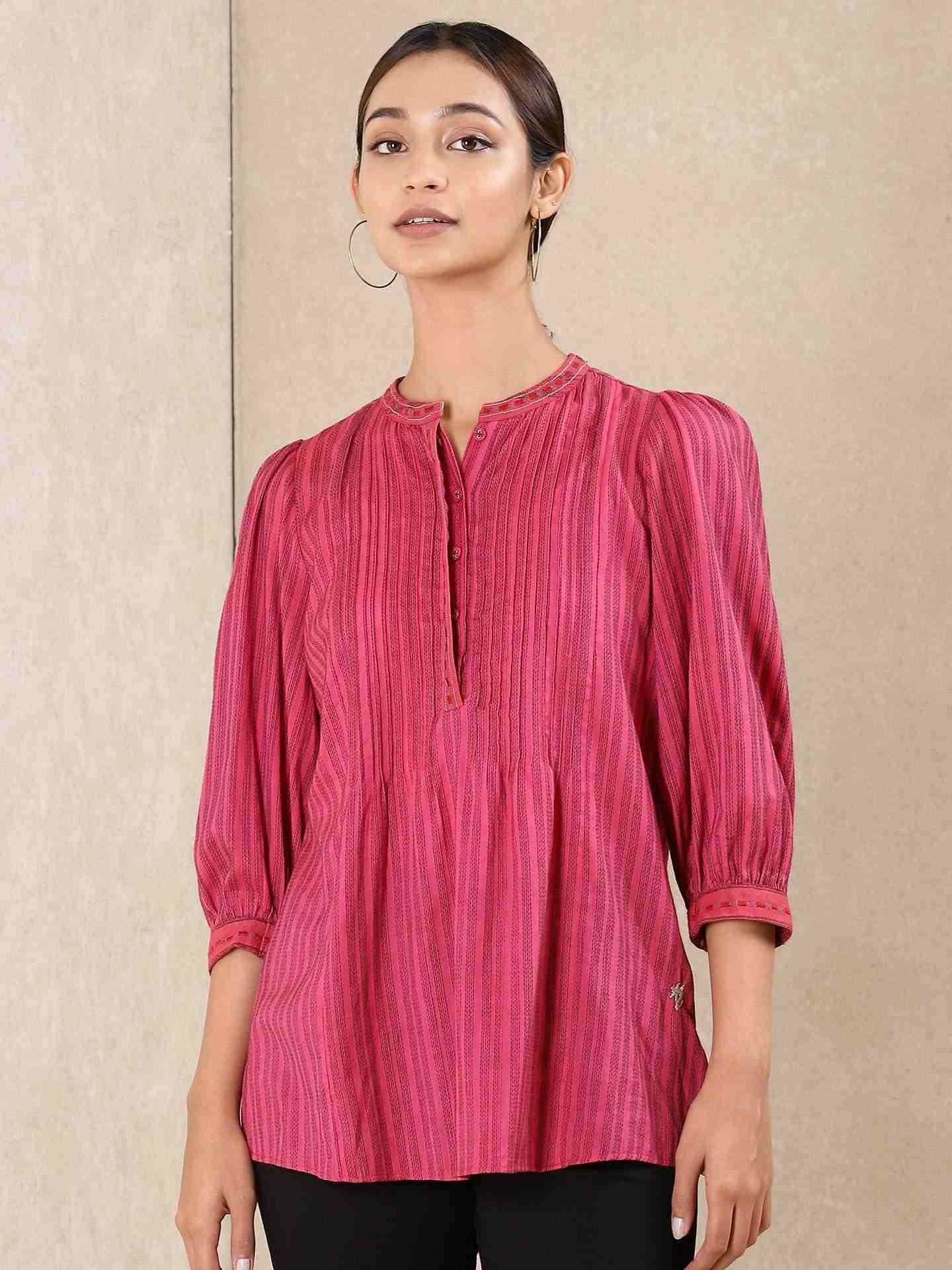 Red Modern Minimalist Yarn-Dyed  Kurti