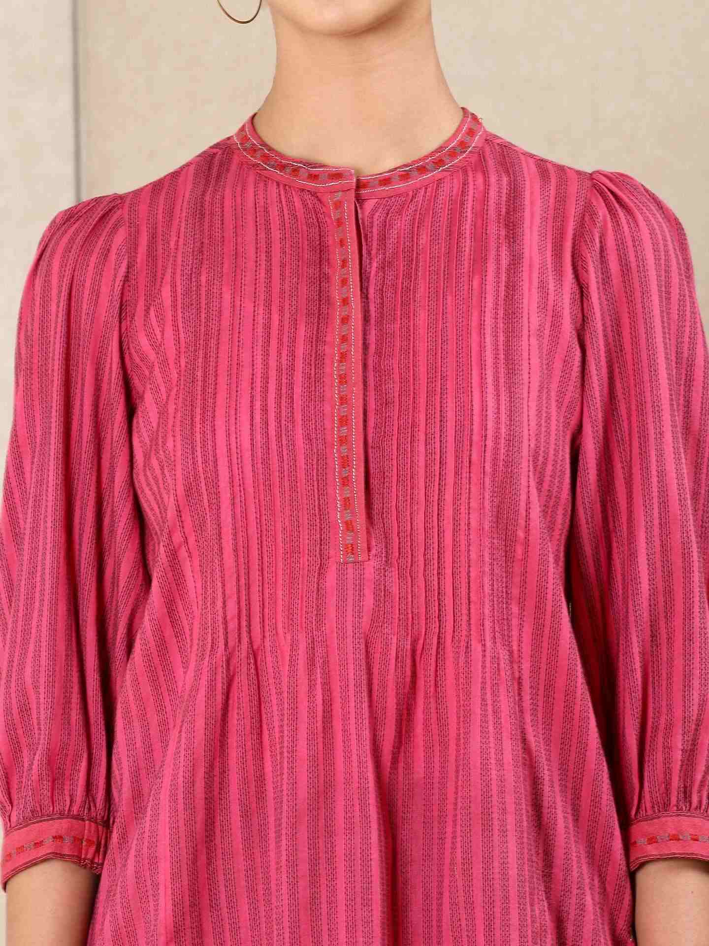 Red Modern Minimalist Yarn-Dyed  Kurti
