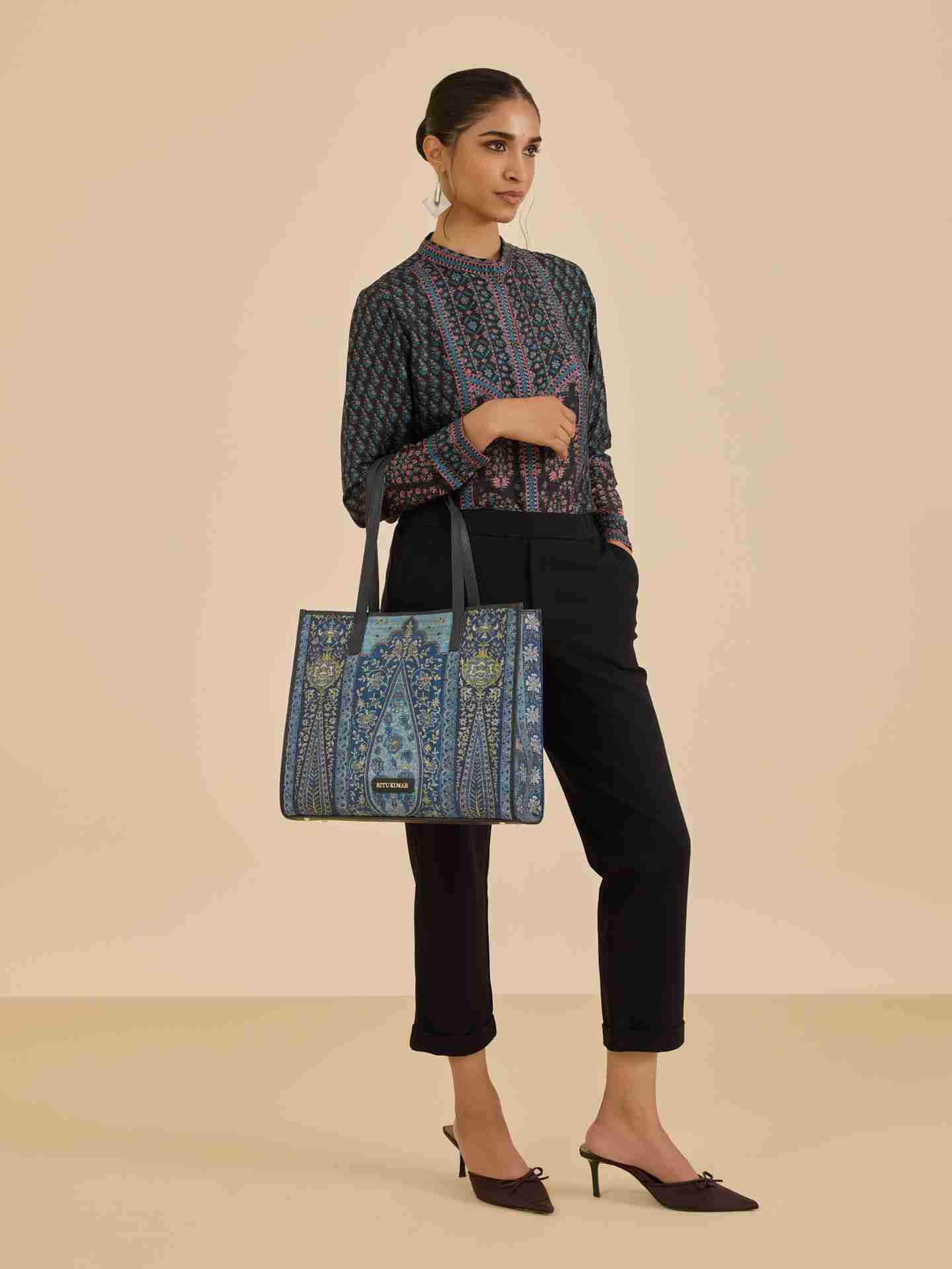 Black Turquoise Keya Kurti