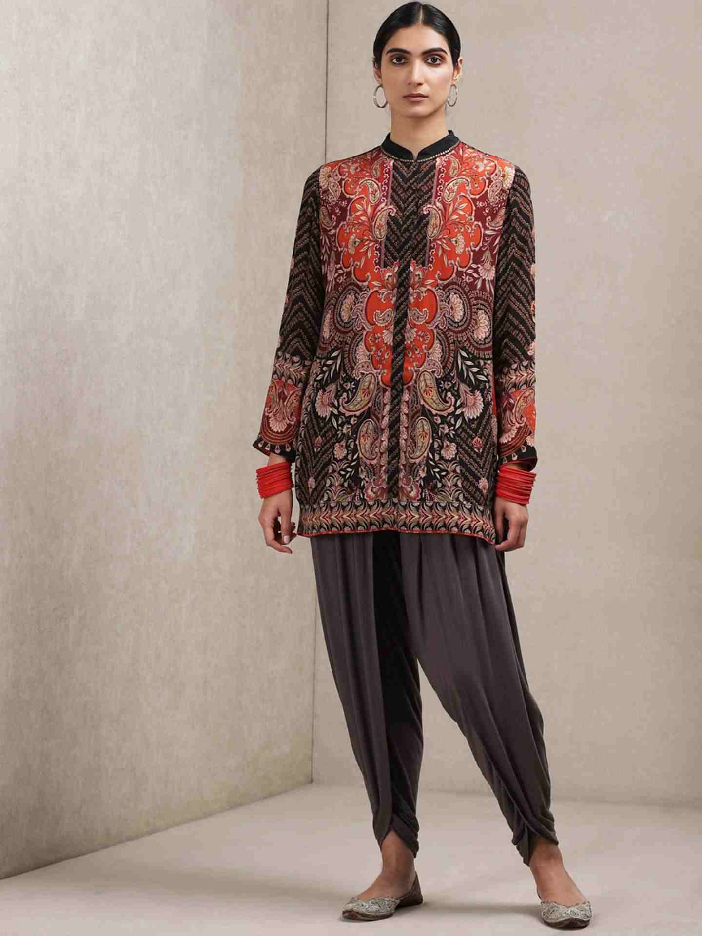 Black & Red Rajita Crepe Kurti