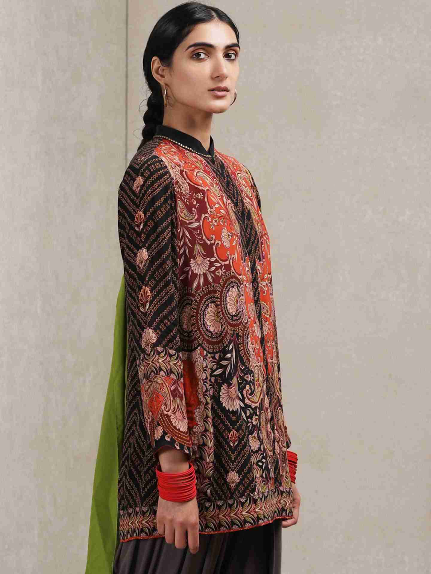 Black & Red Rajita Crepe Kurti