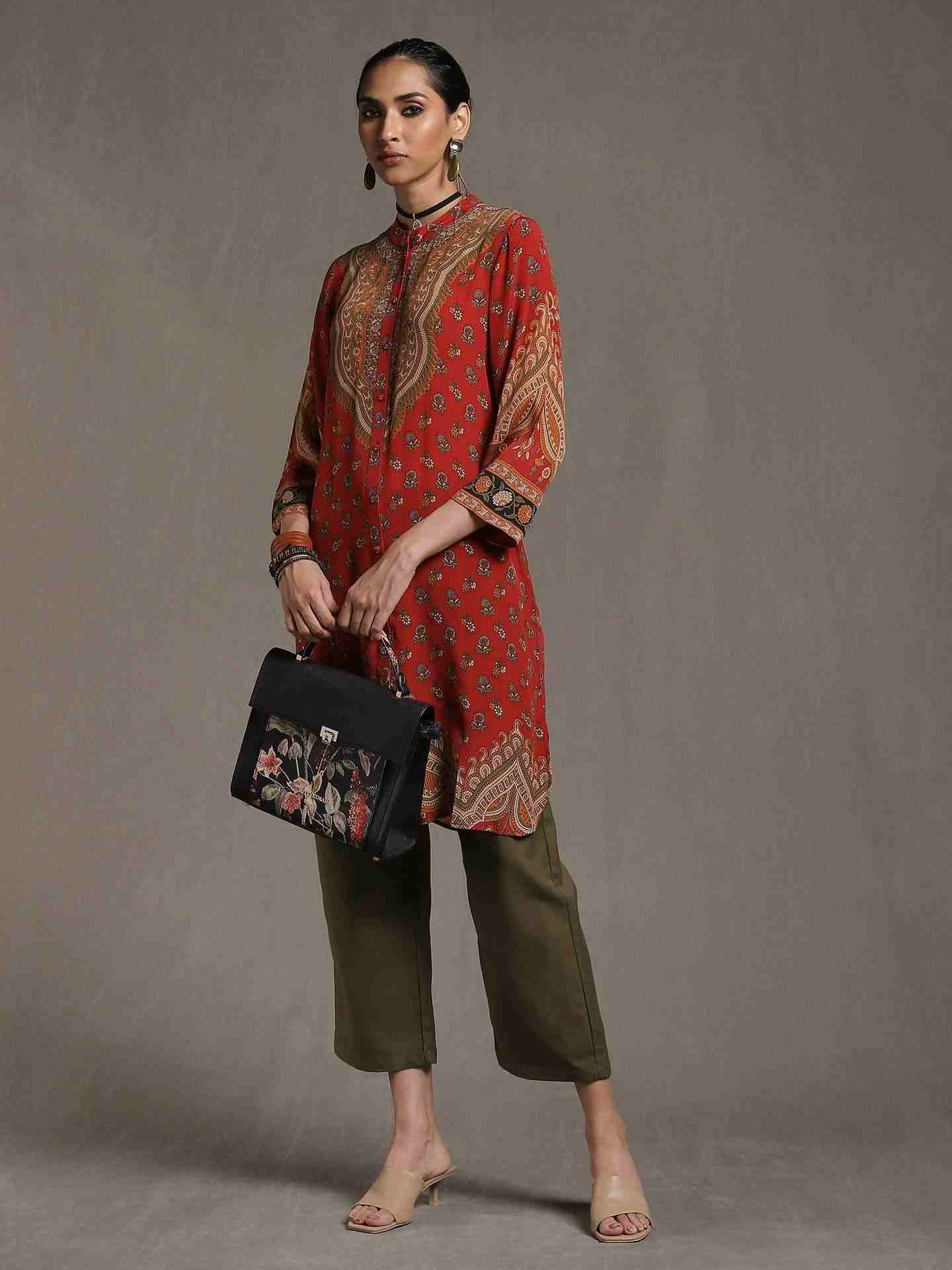 Red & Beige Kailashan Crepe Kurti
