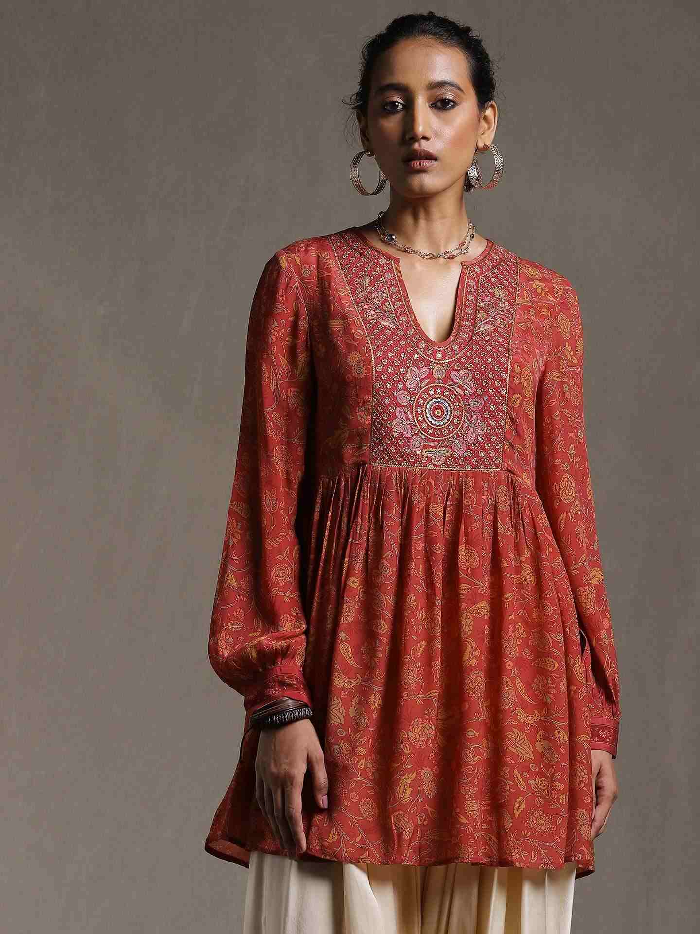 Old Rose & Beige Gaach Crepe Kurti