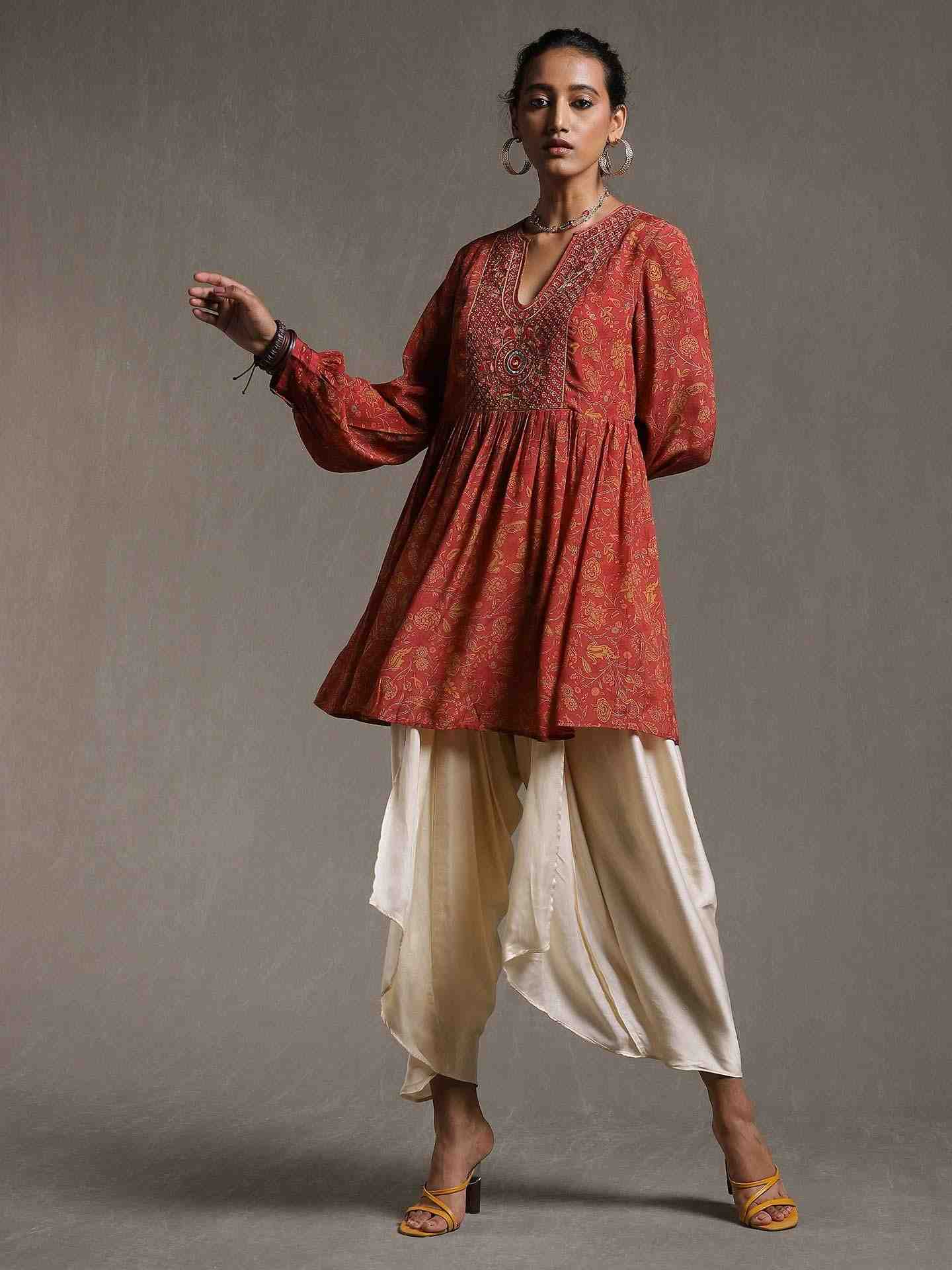 Old Rose & Beige Gaach Crepe Kurti