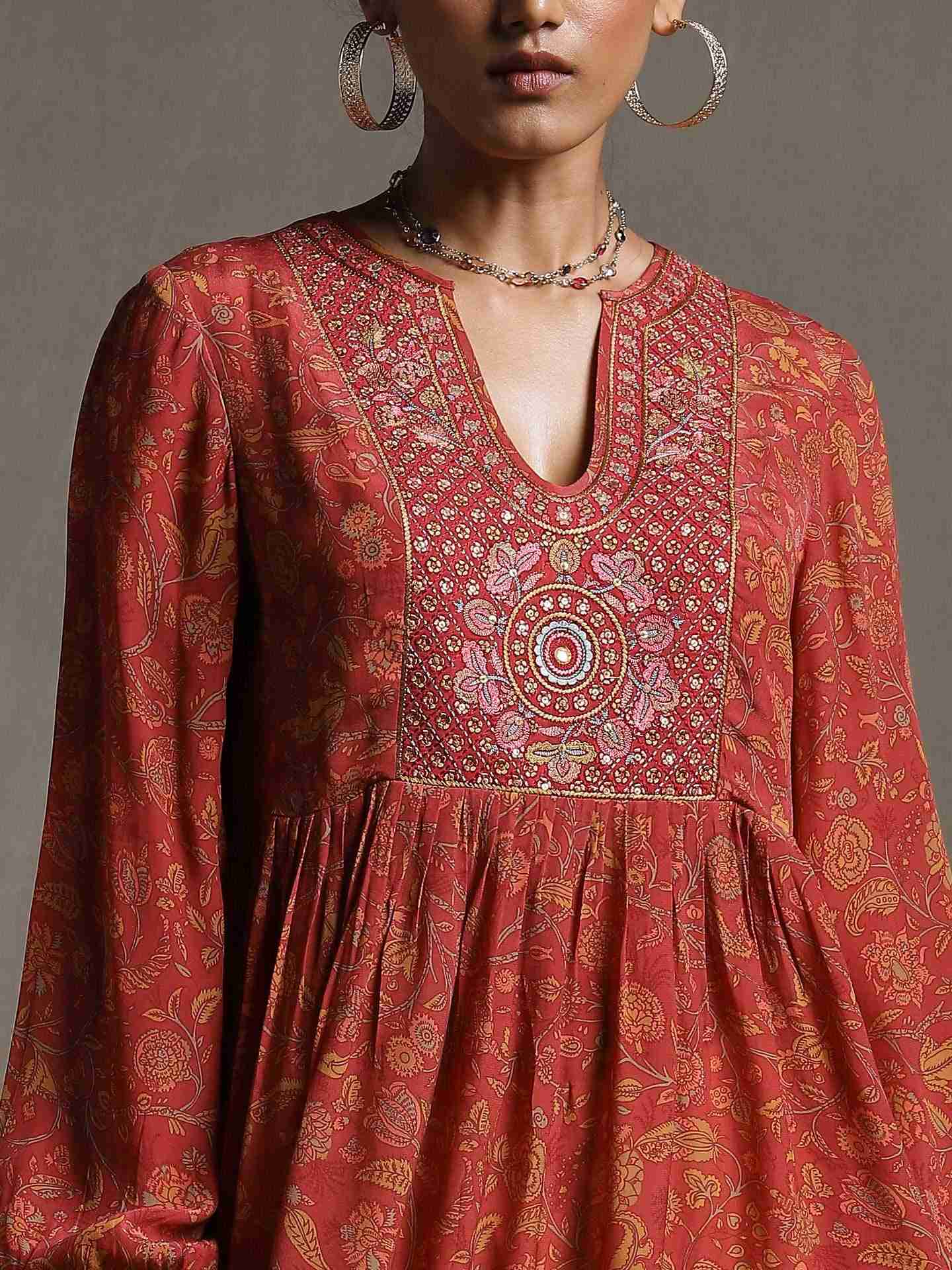 Old Rose & Beige Gaach Crepe Kurti