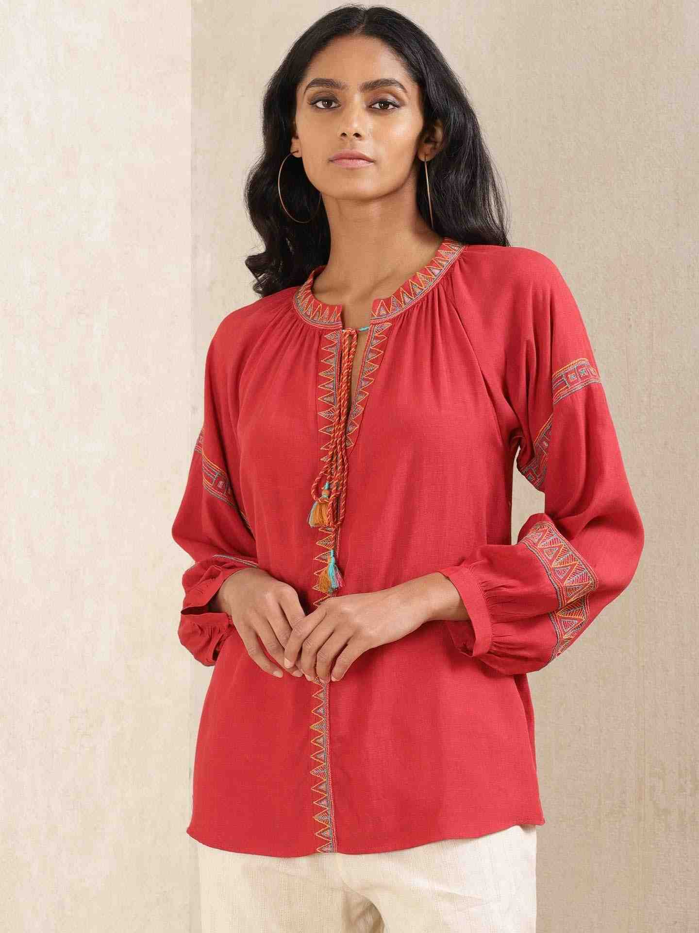 Red Quint Kurti