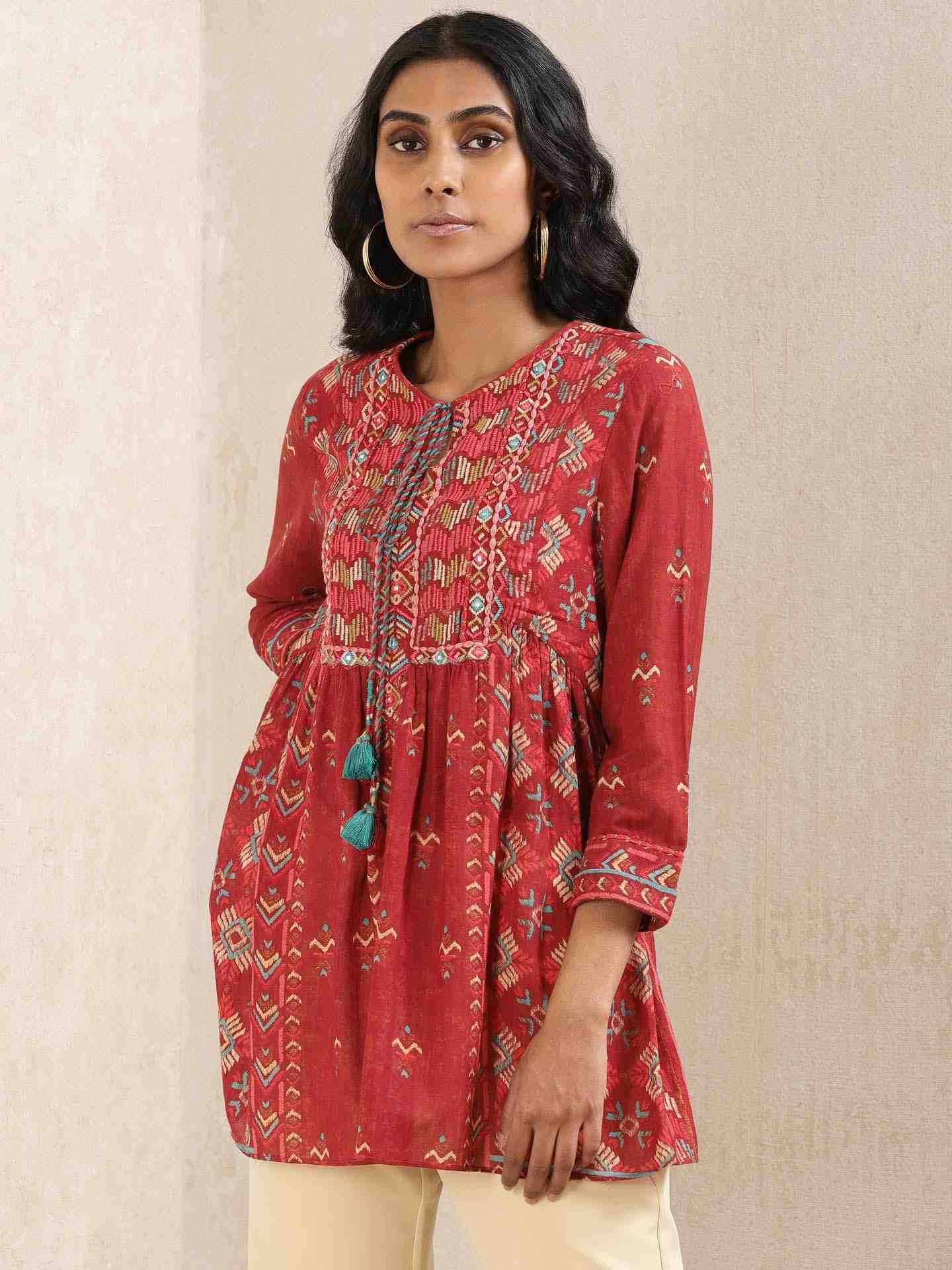 Red Indranil Kurti
